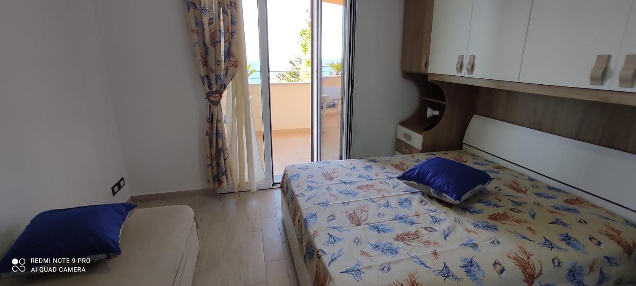 Lucia's Garden view 4