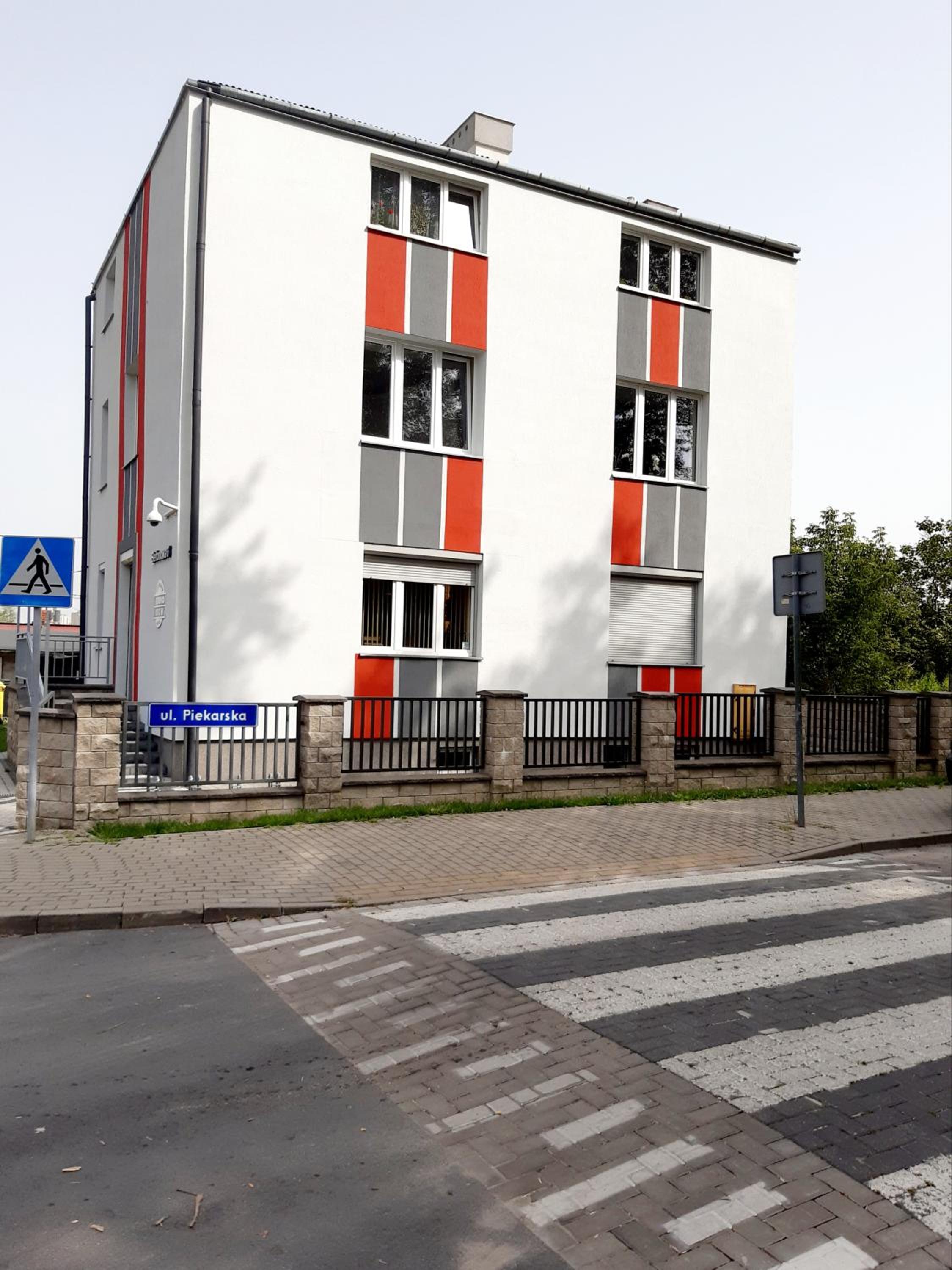 Photo 10