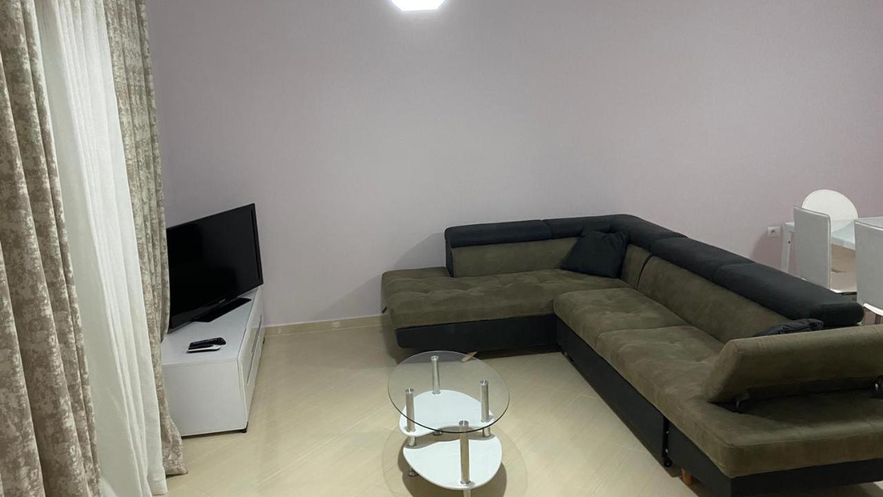 Ami Apartment