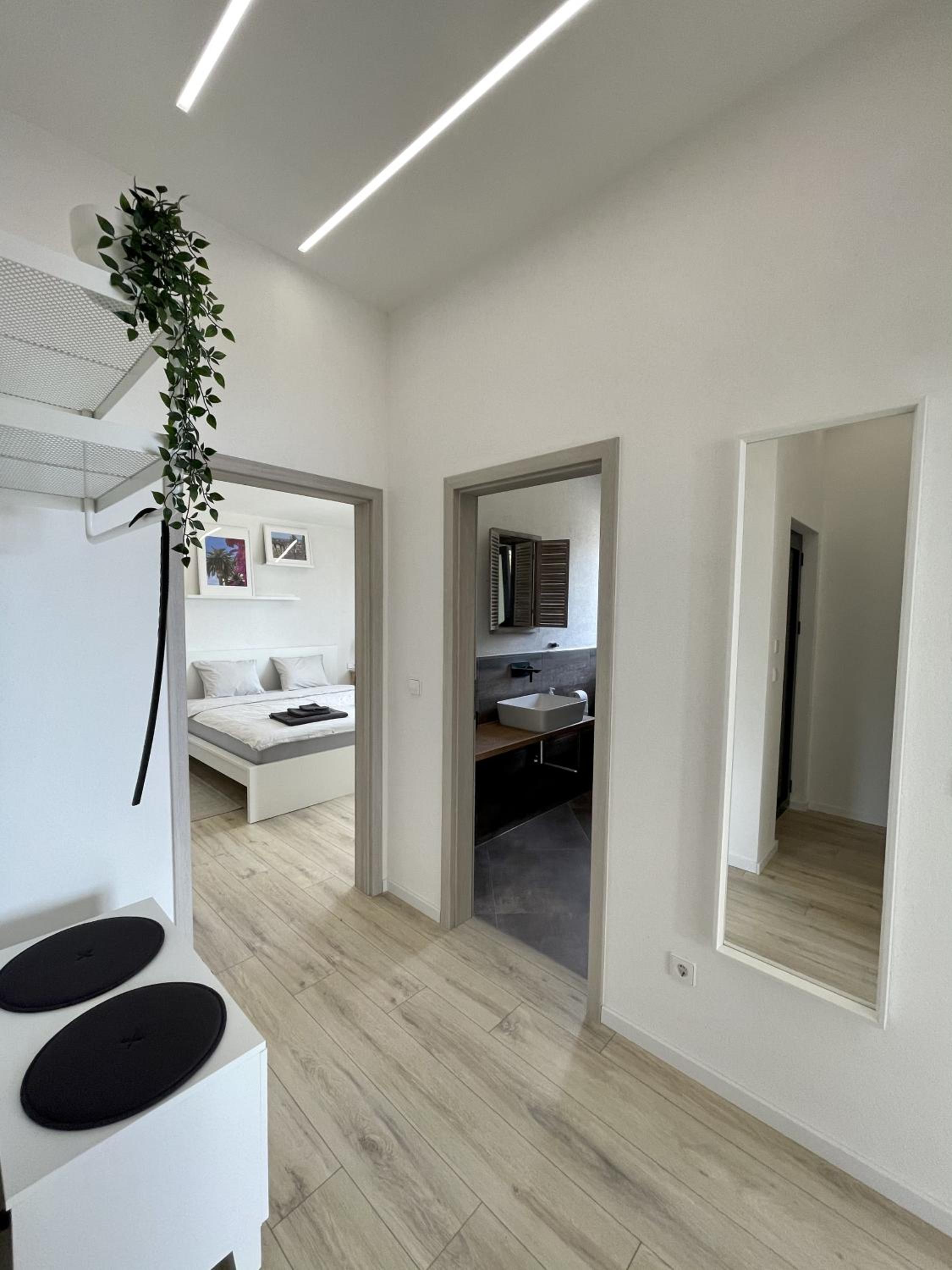 Lambda Holiday Apartments