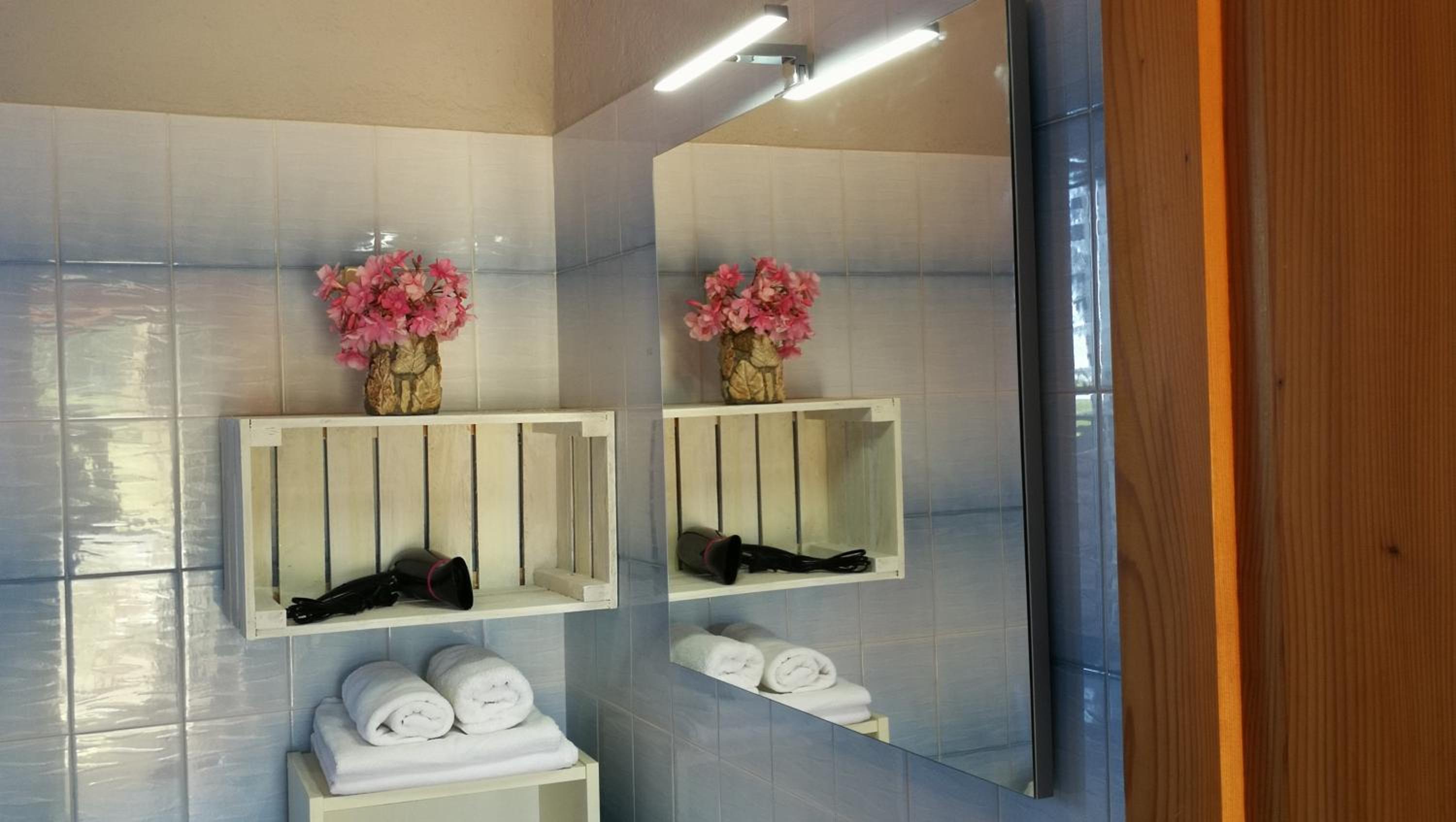 Photo 51
