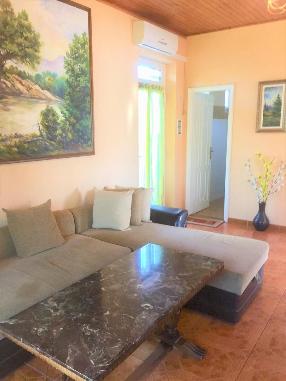 Big Apartman