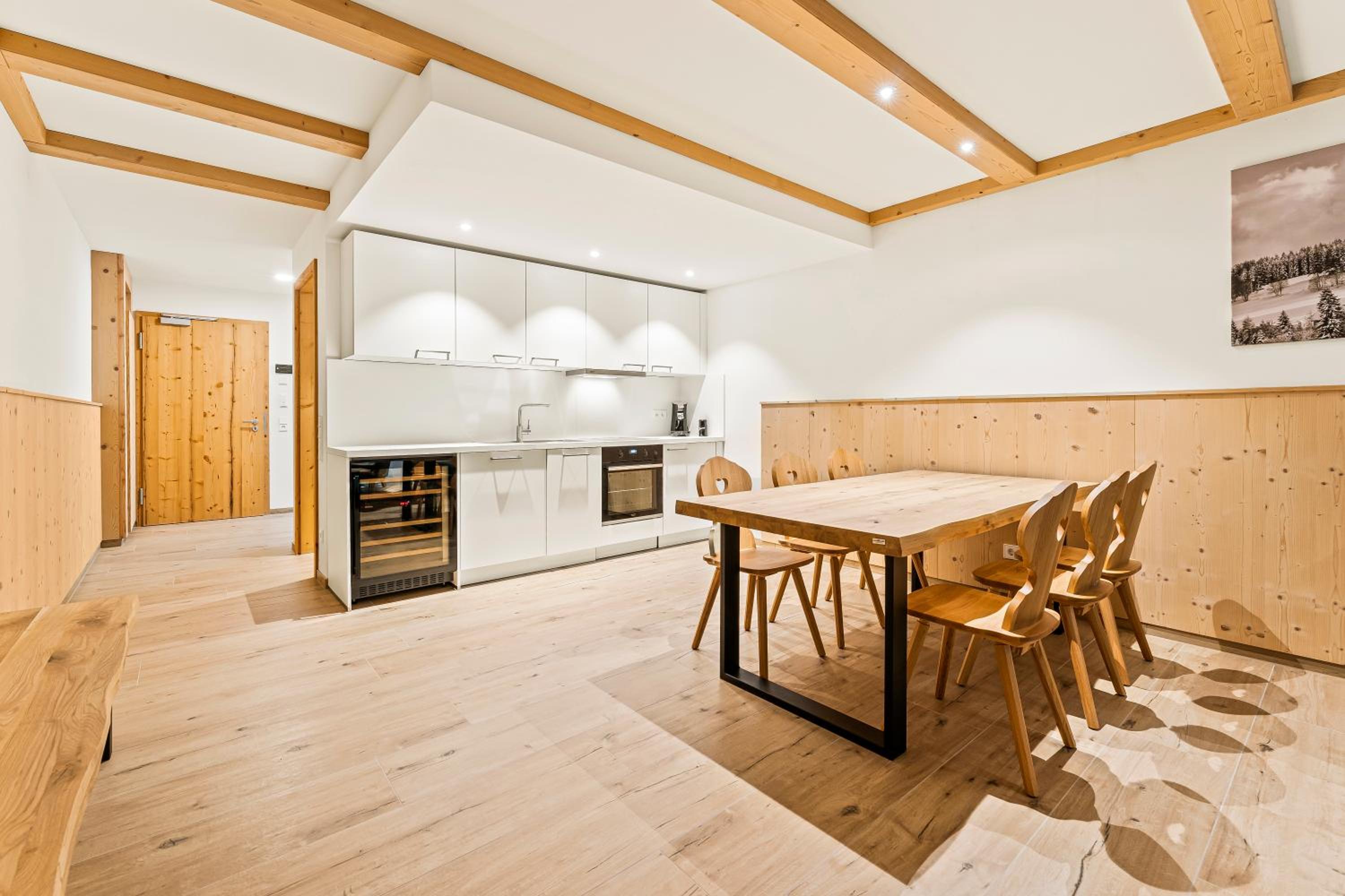SCHWARZENBACH - Apartments & Rooftop Pool