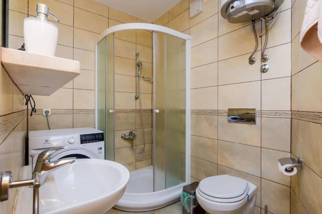 Spacious 80m2 place, great views:-) 2 bedrooms !