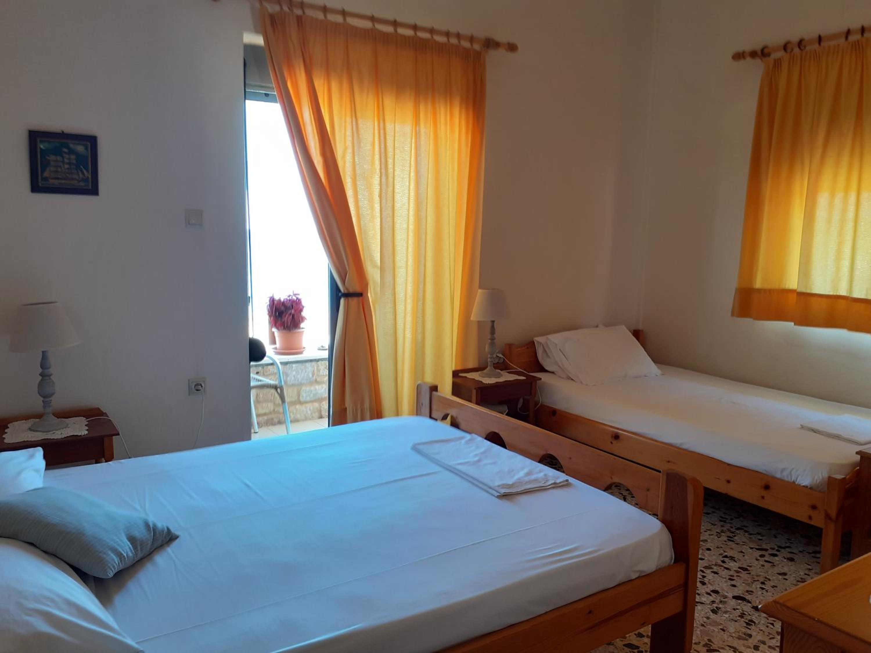 Kritikos Rooms
