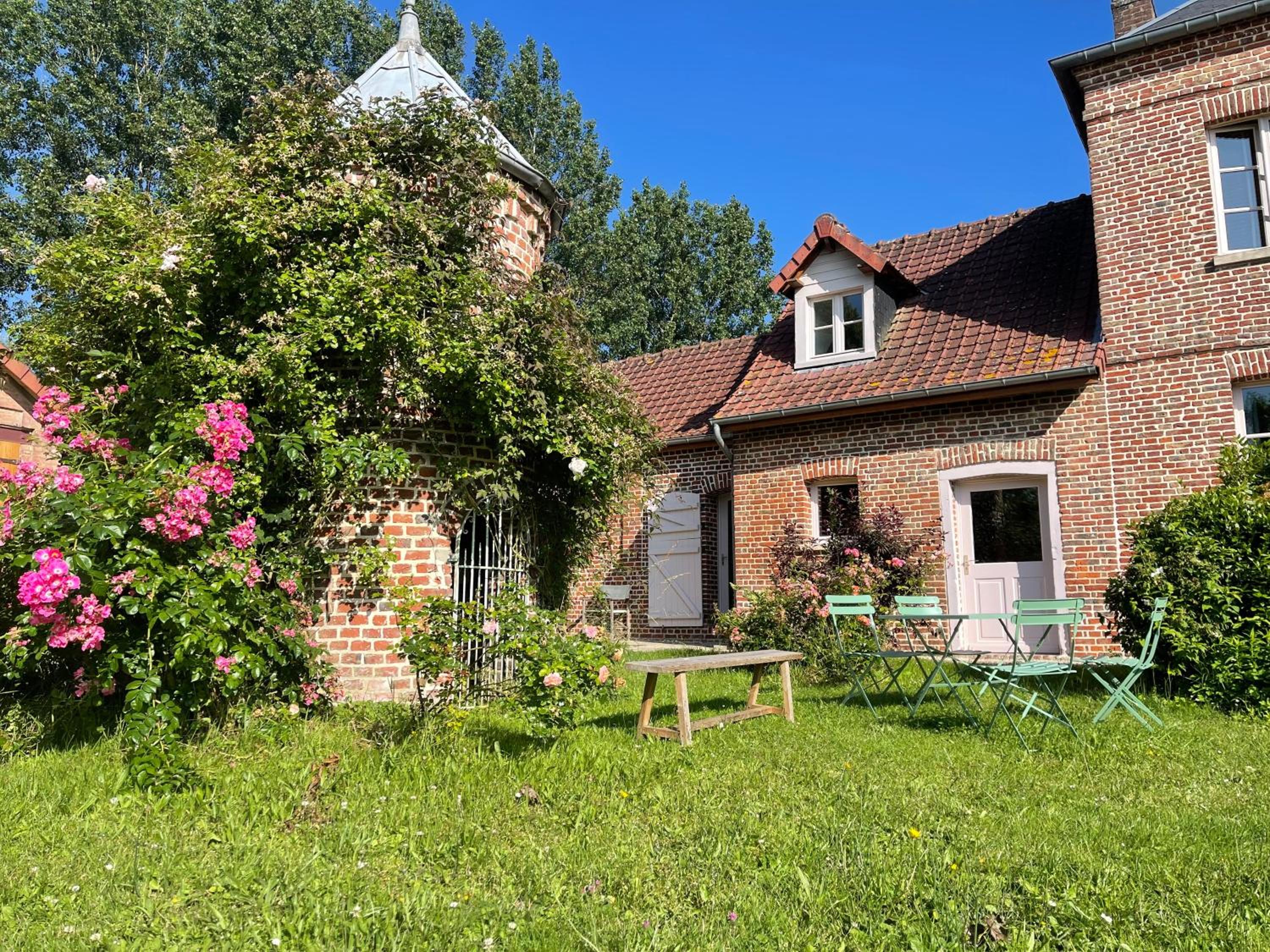 Le Bien-Venant view 2