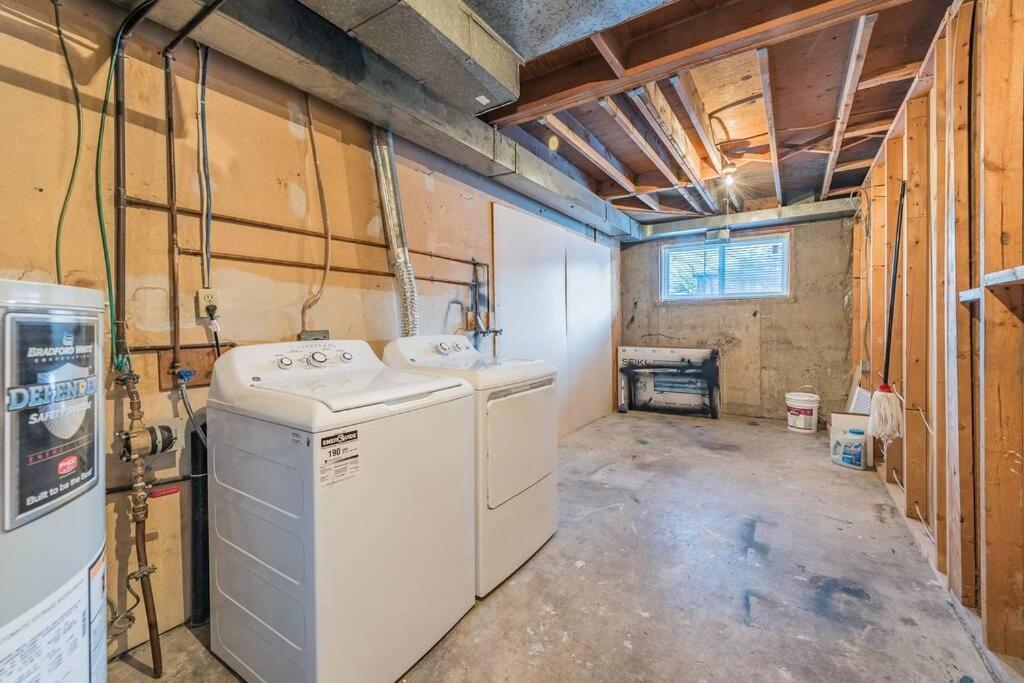 MT Pleasant NW 2 bedrooms Suite 502AB