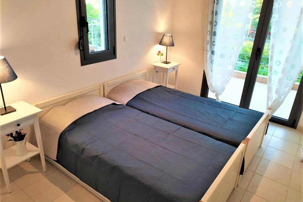 Maria's House Apartment in Skala Fourkas view 5