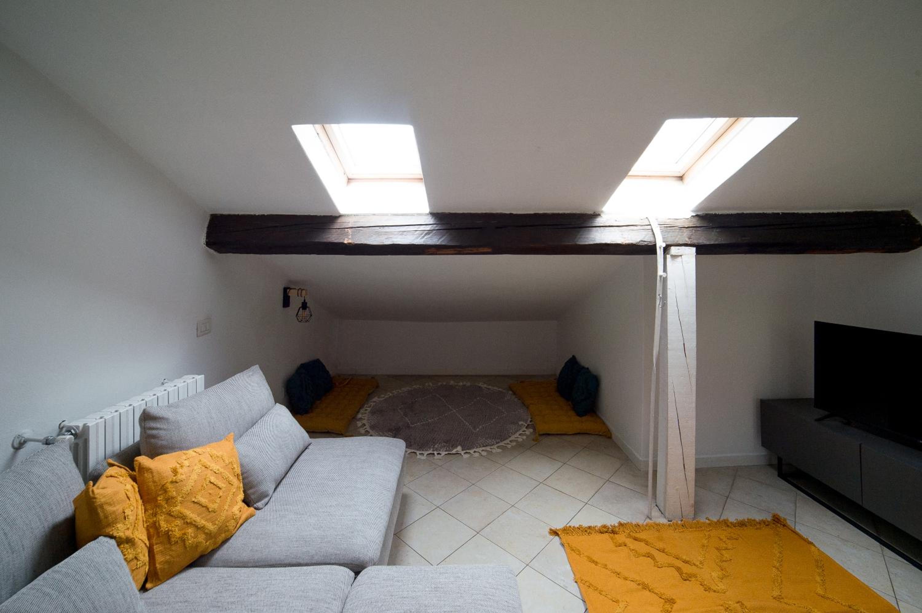 HBHALL NAVIGLI 30 photo 3