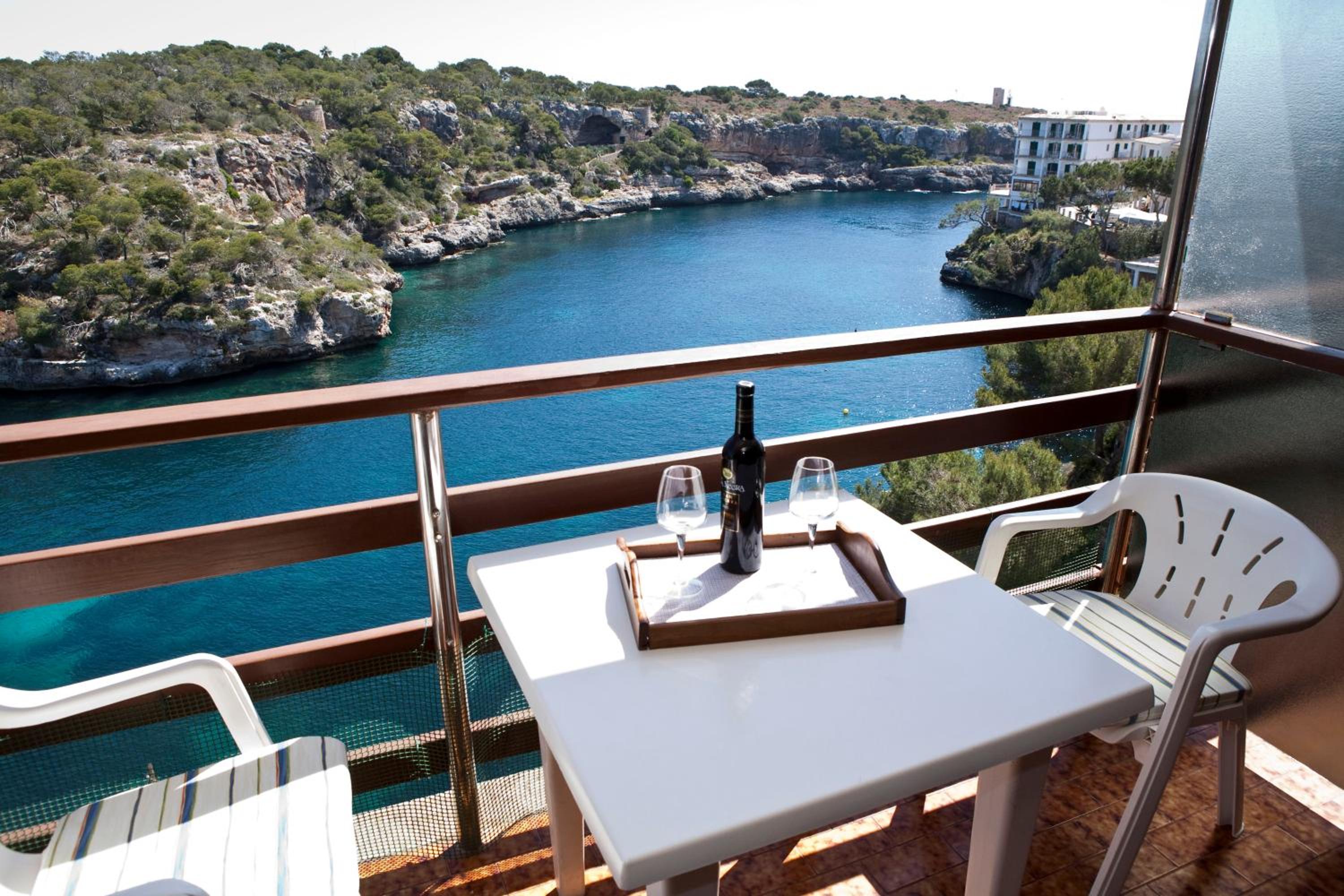 Apartamentos Llevant