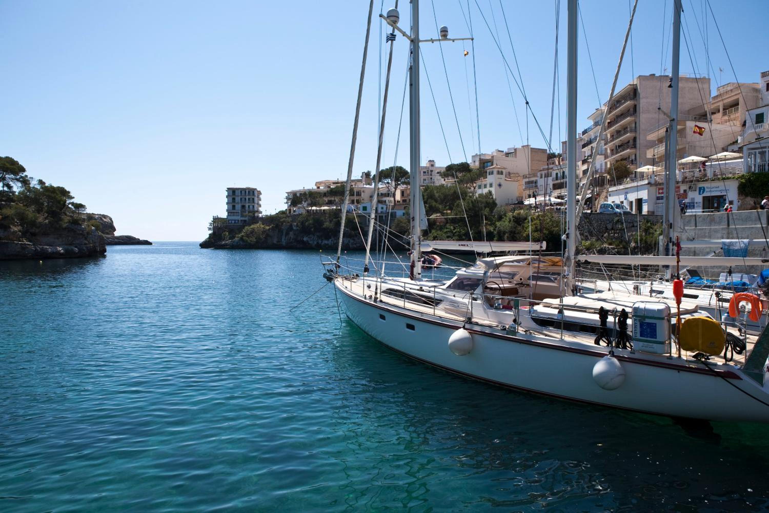 Apartamentos Llevant