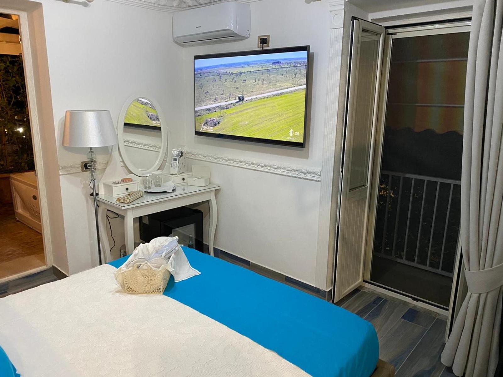 luxury B&B SUITE JACUZZI VILLA FILOMENA