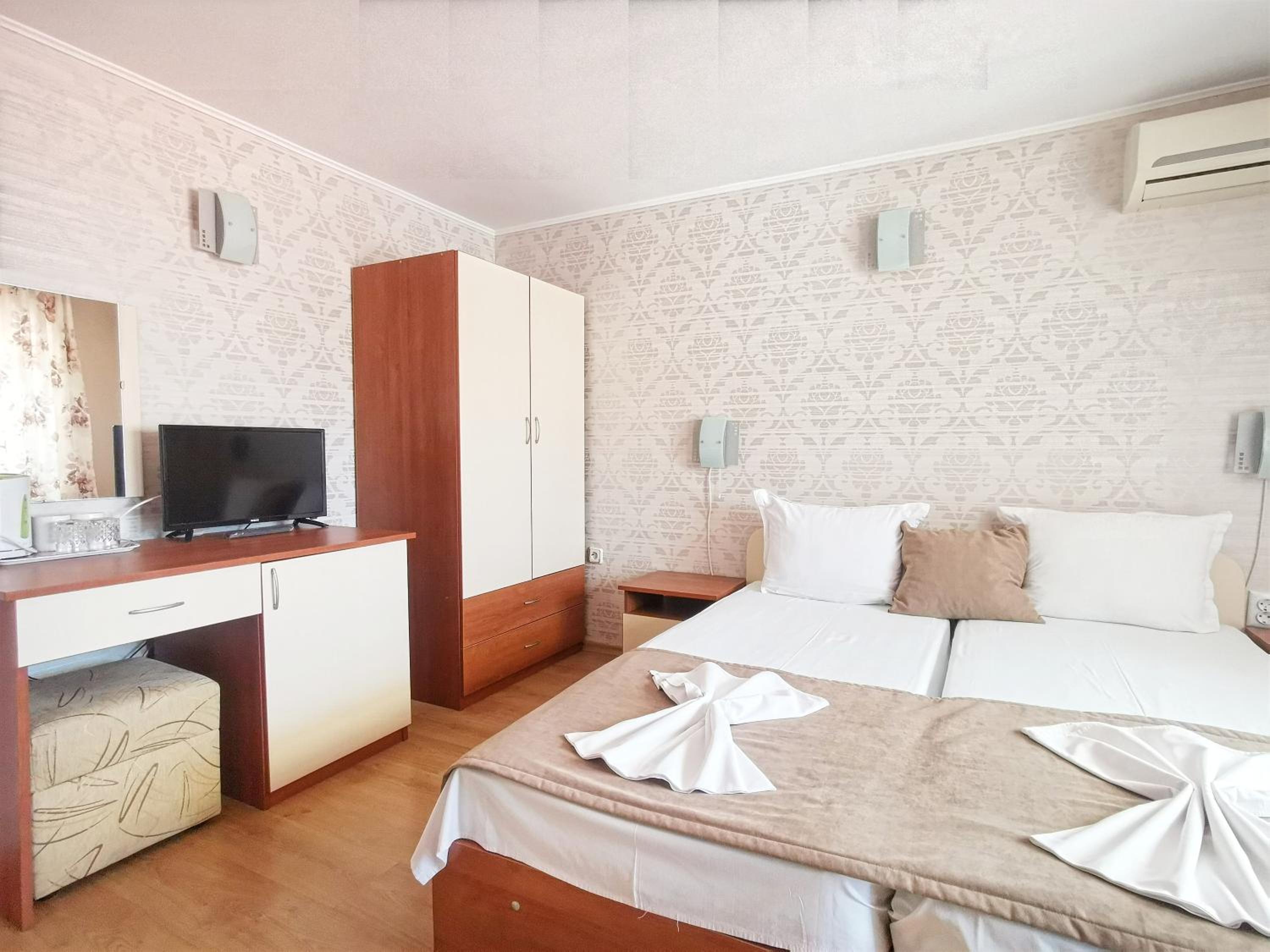 Villa Mirage