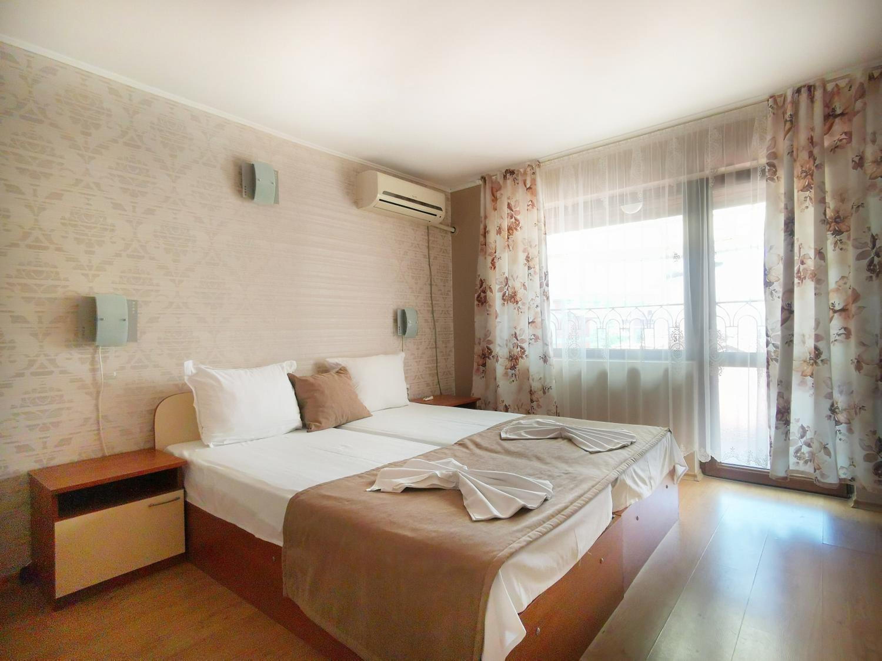 Villa Mirage
