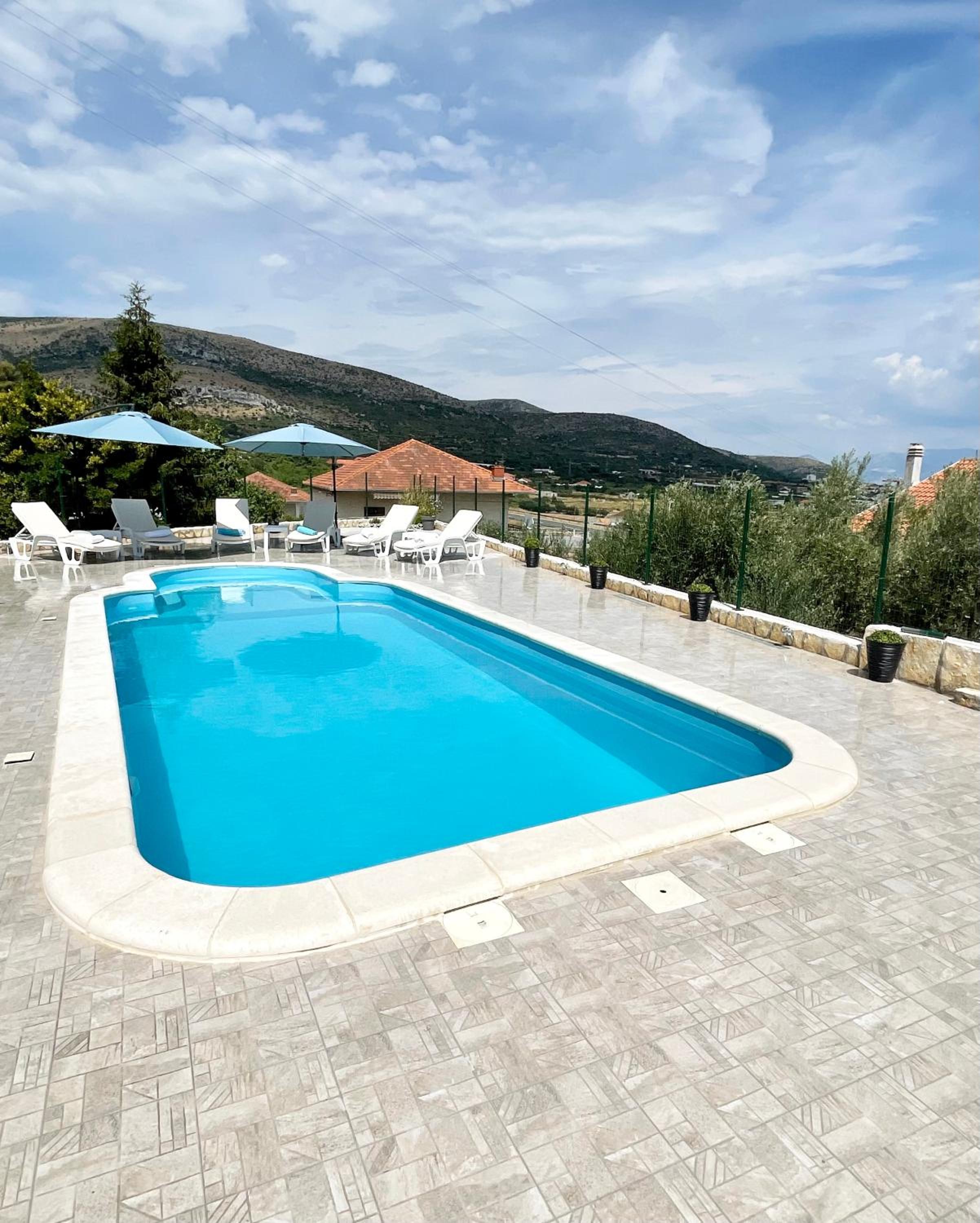 Villa Enjoy view 4