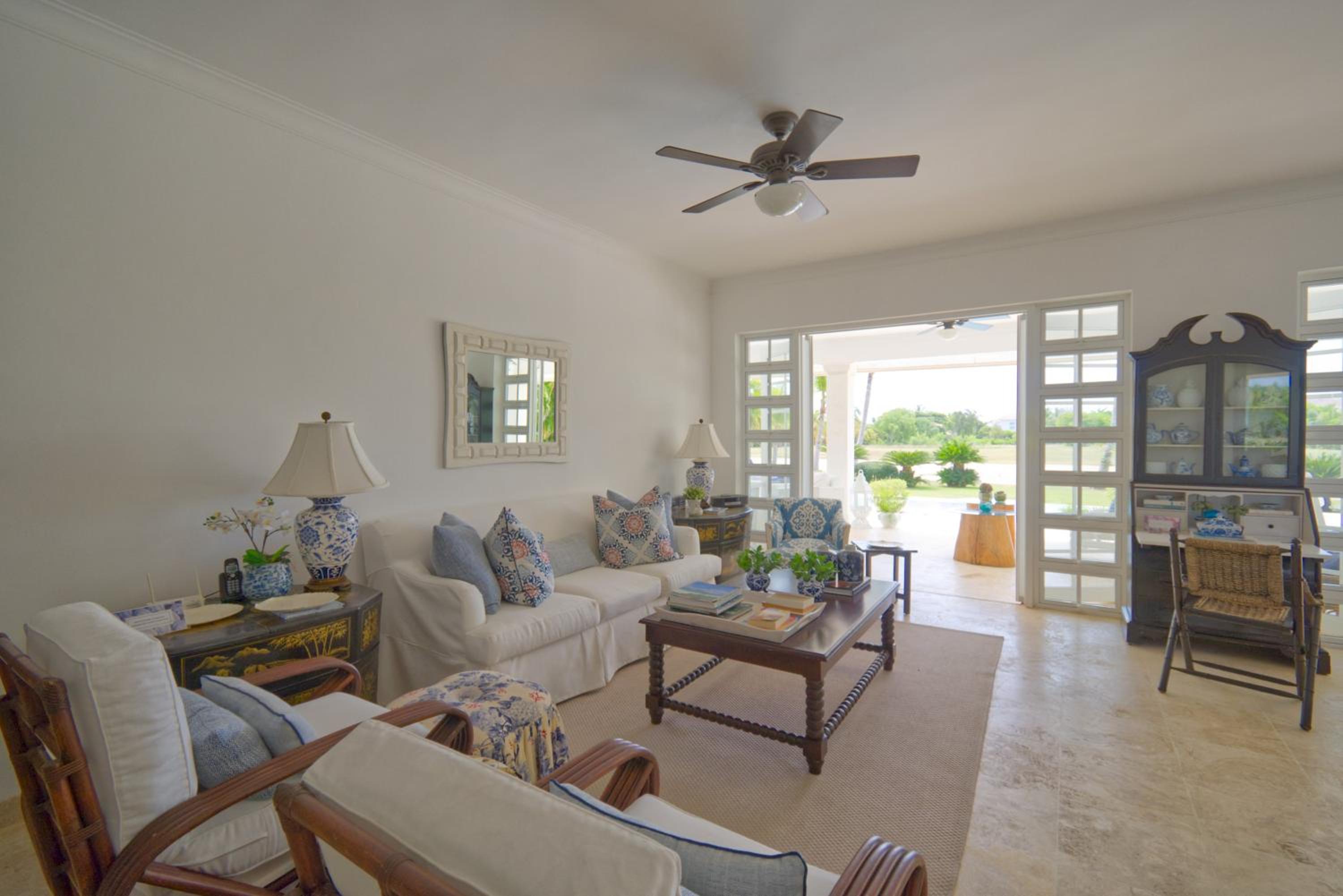 Cozy 4BDR villa in luxury beach resort with service staff and view of La Cana golf course view 3