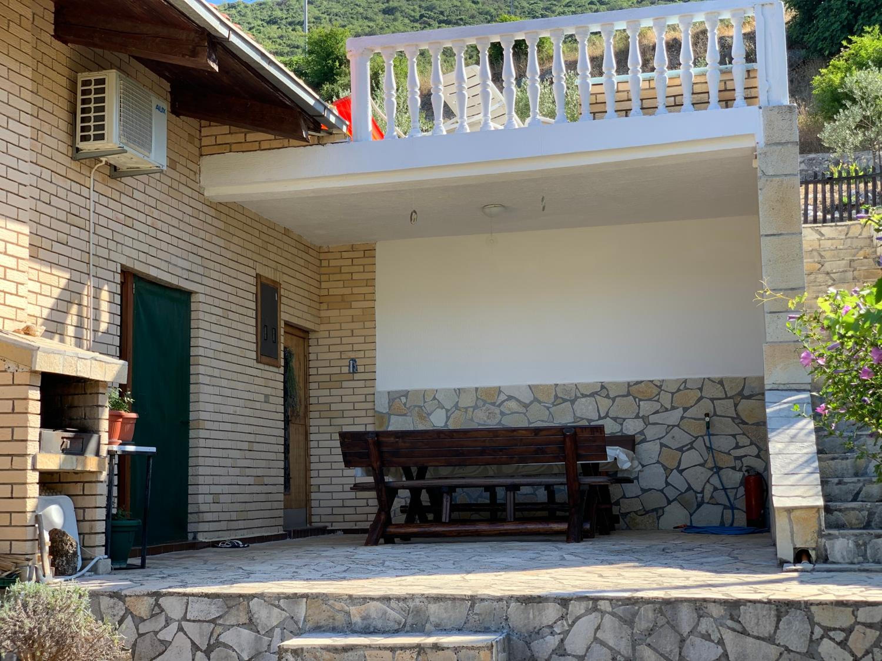 Photo 41