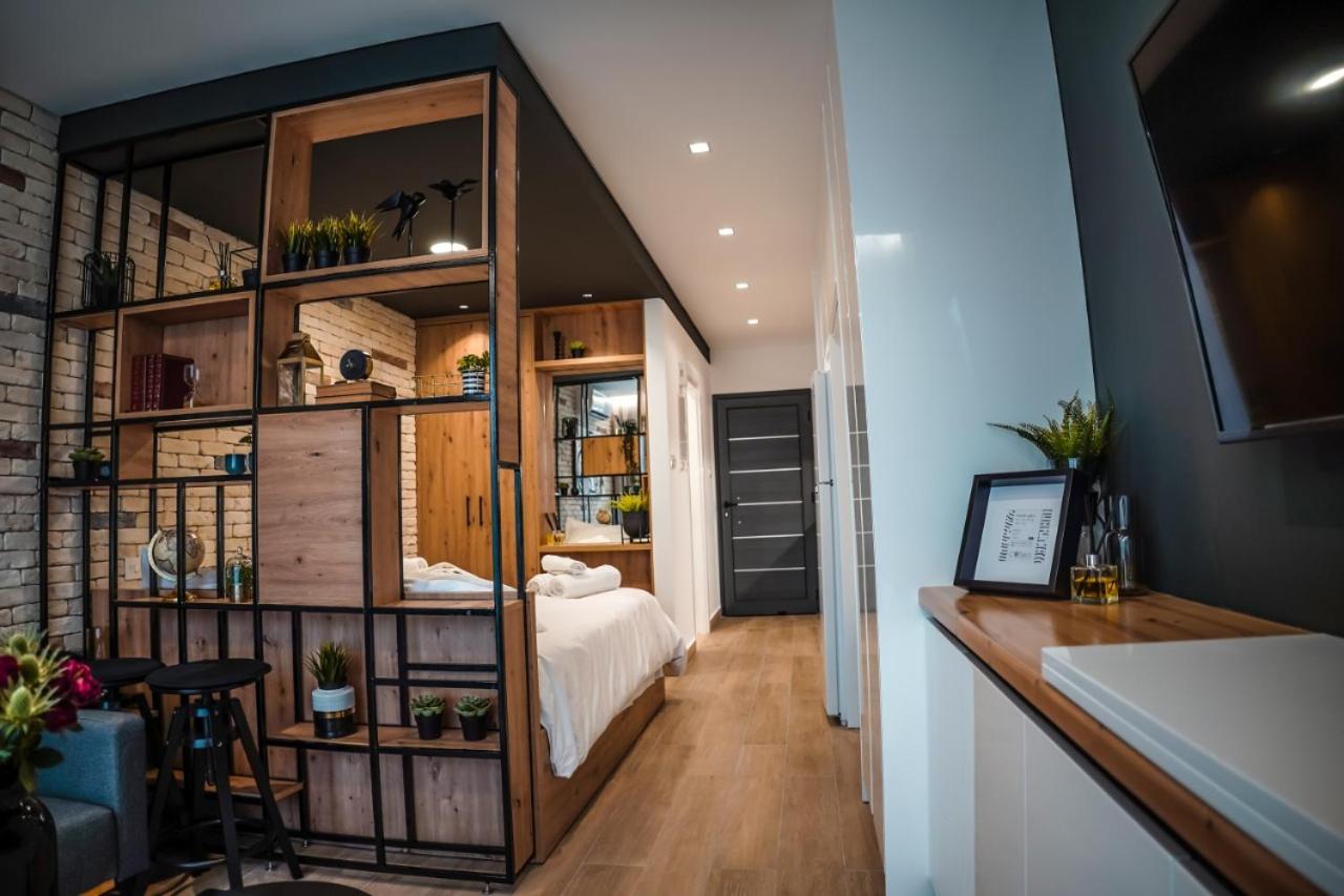 COSea Living: SeaSide Elegant Suite in Harbour 112