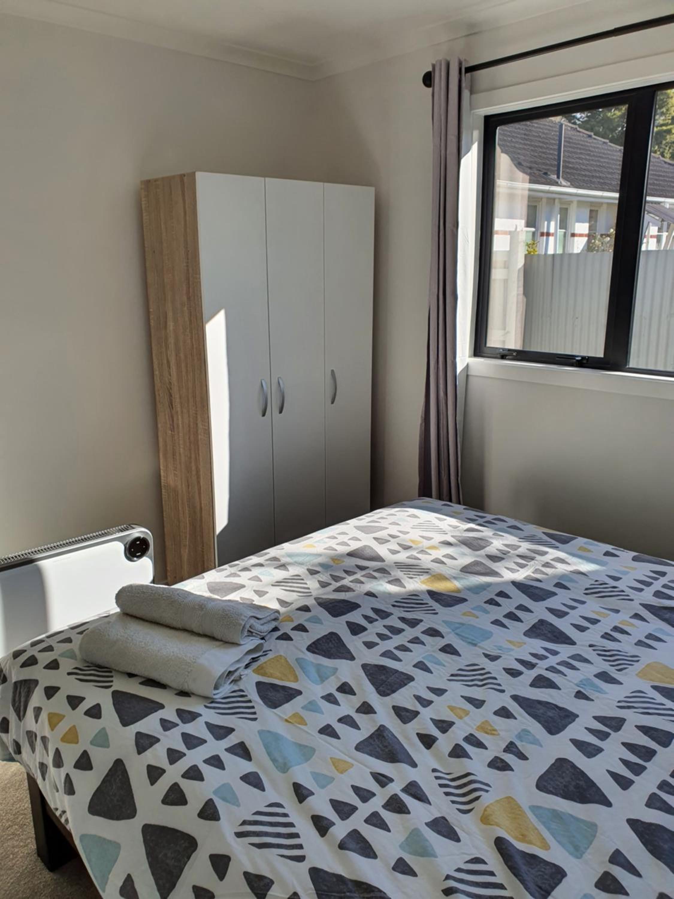 Modern 1 bedroom guest house