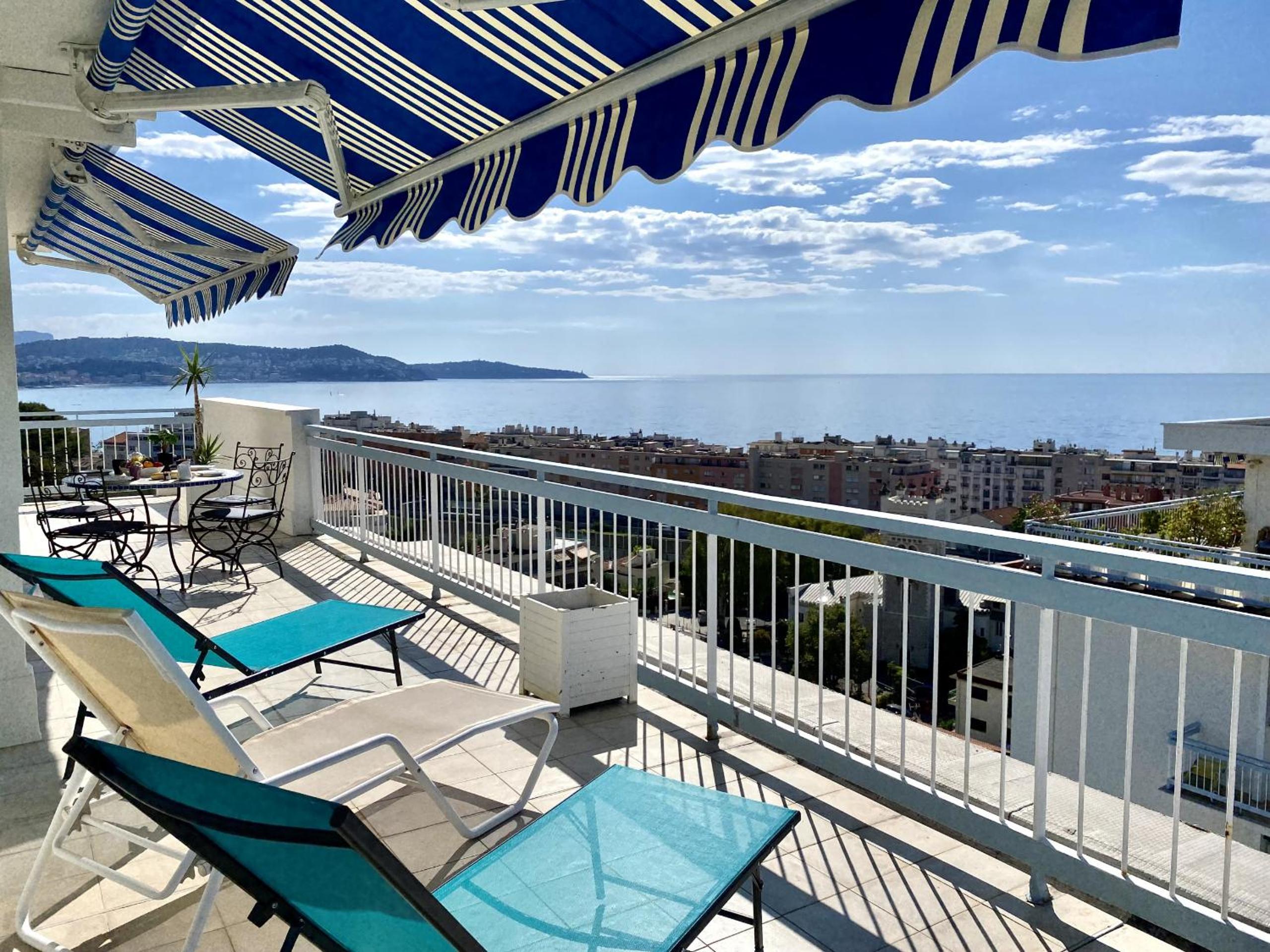 VUE DES ANGES AP4238 By Riviera Holiday Homes photo 2