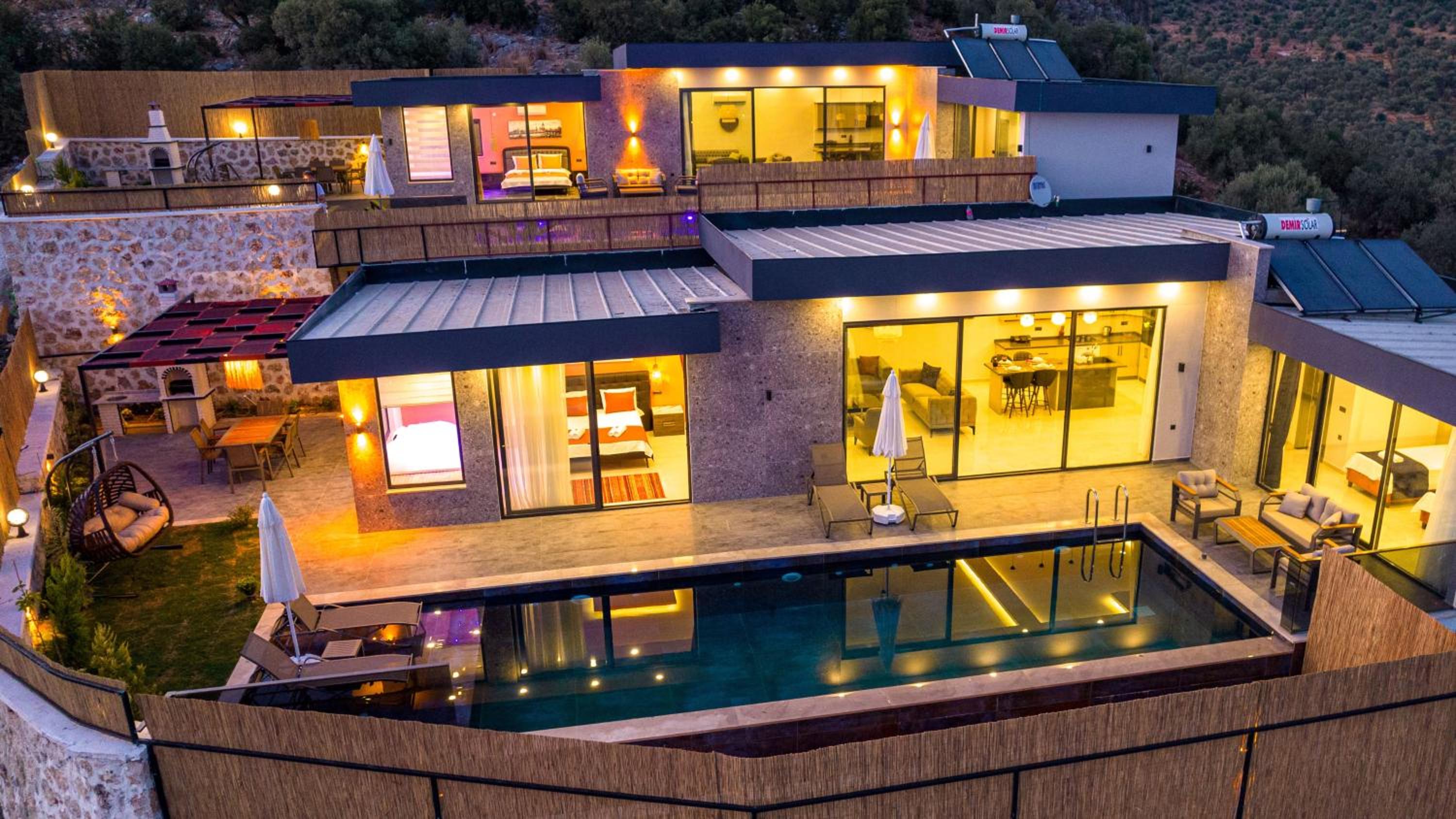 Sare - 2 Bedroom Holiday Villa with jacuzzi in Kalkan