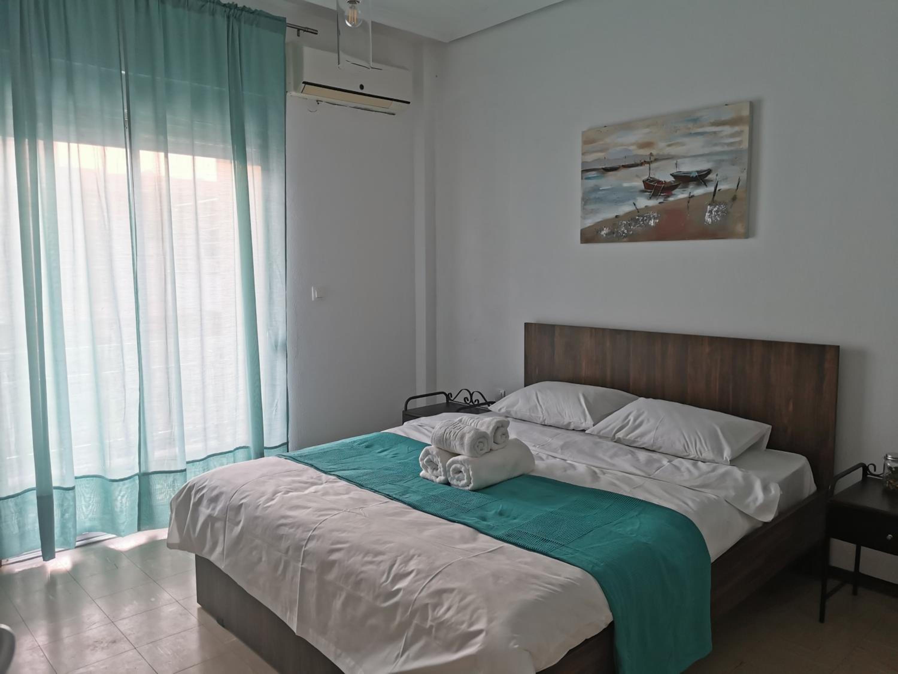 La Familia Apartments view 5