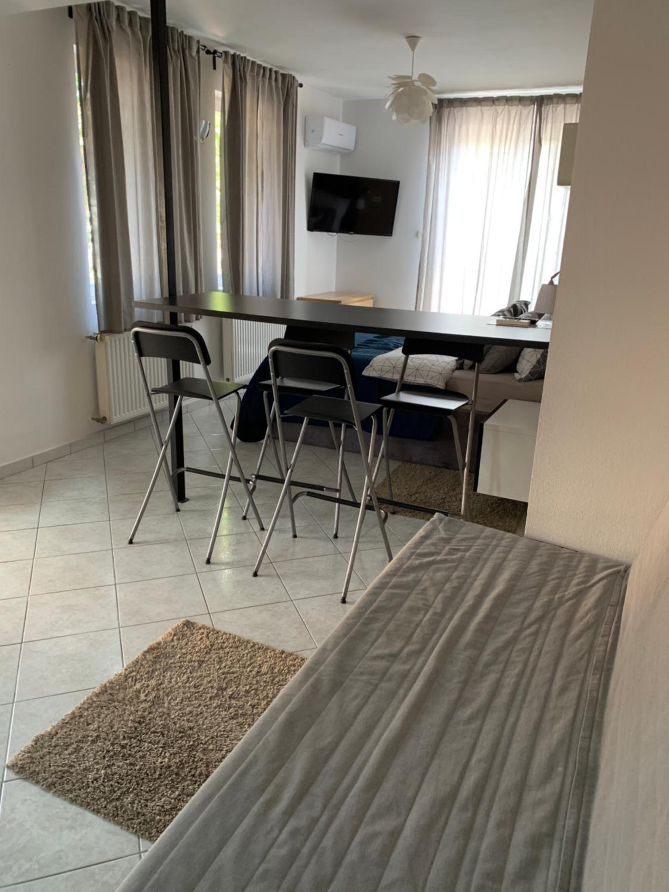 Hollik Apartmanház