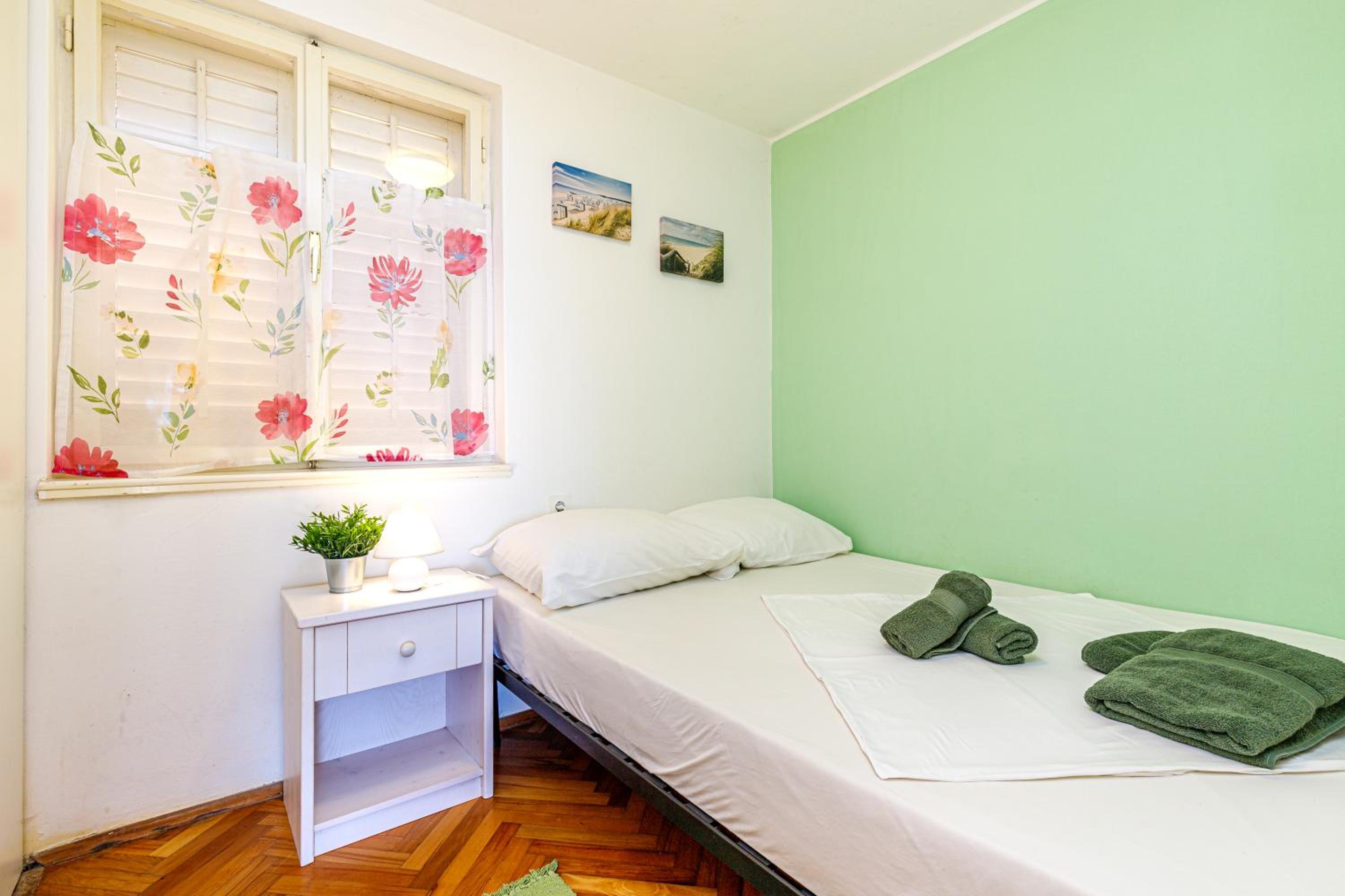 Al Mare Apartments