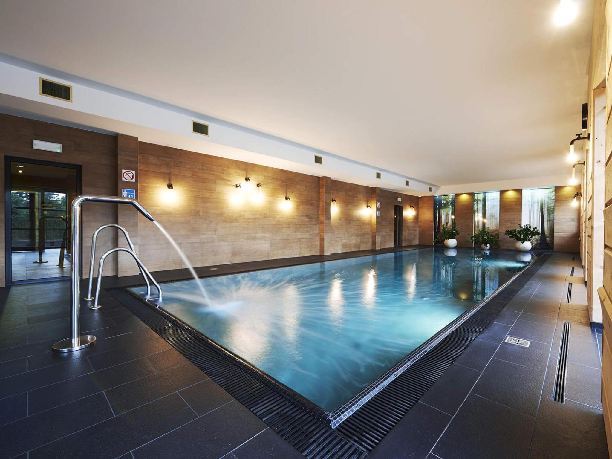 Vacation Club – 300 Mill Room 2