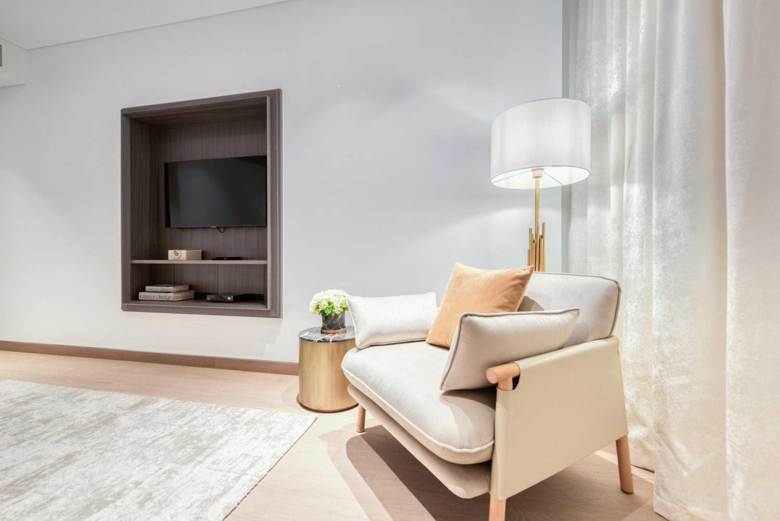 Palm Jumeirah Luxury Apartments by Propr