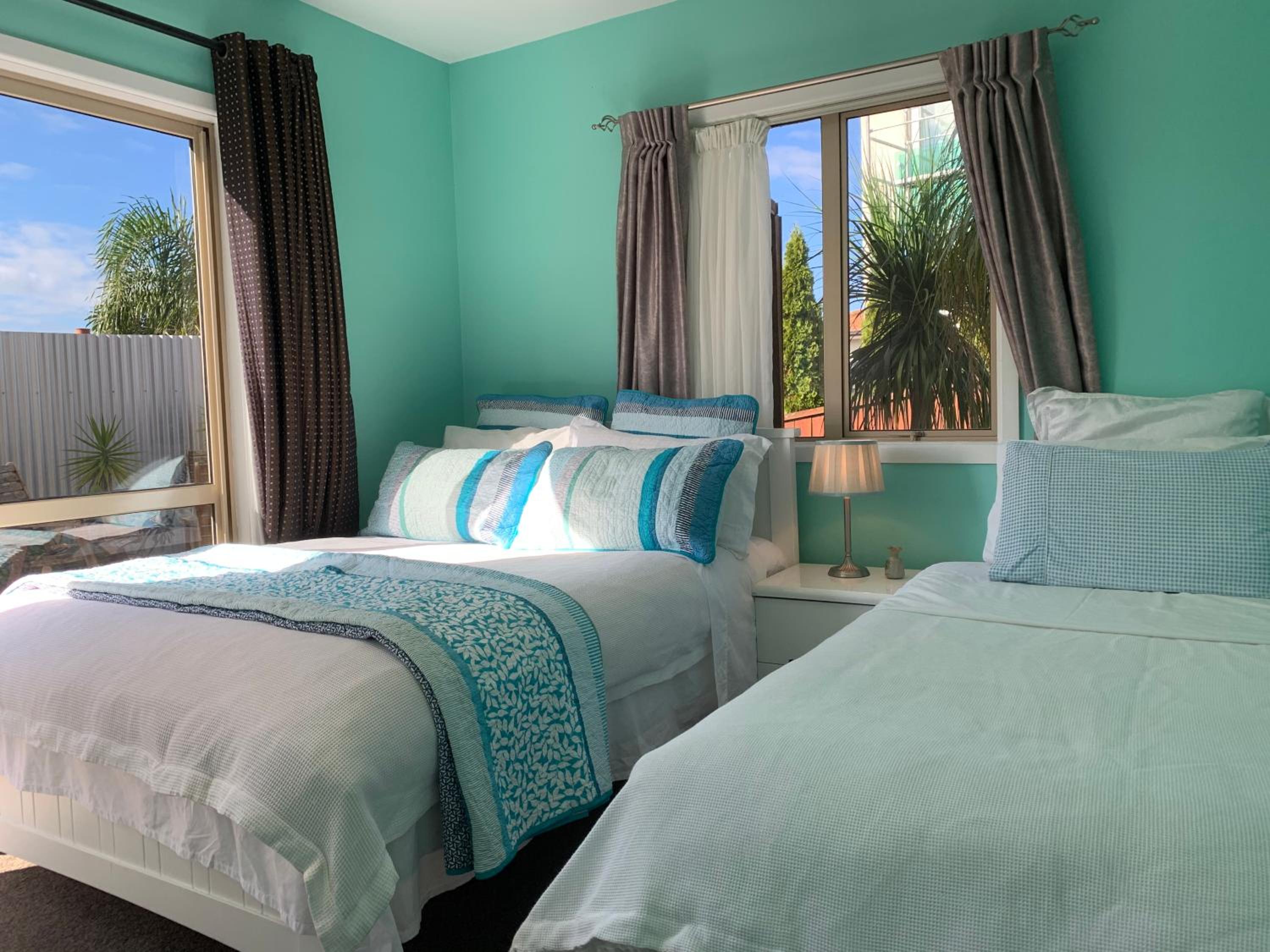 Amazing Seaview House photo 4