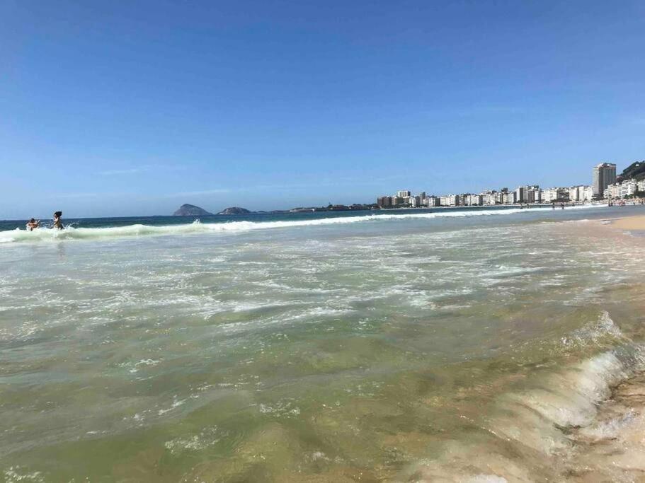 Flor de Copacabana - Praia, Privacidade e Conforto