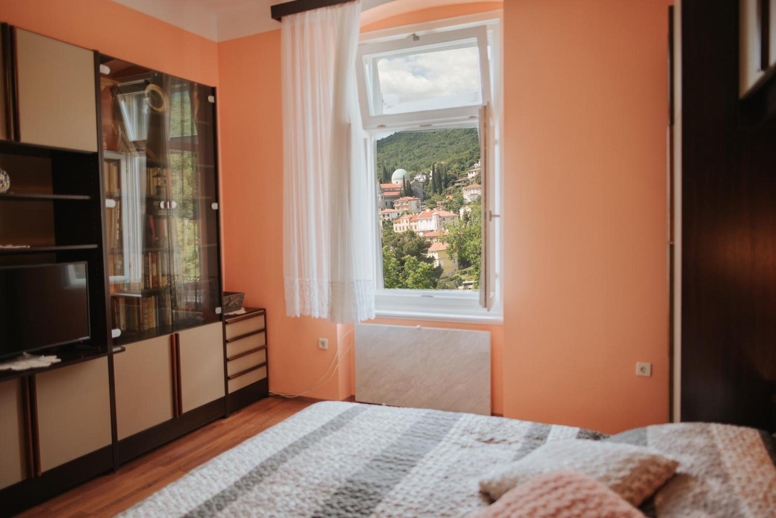 Room Malnig Opatija view 5