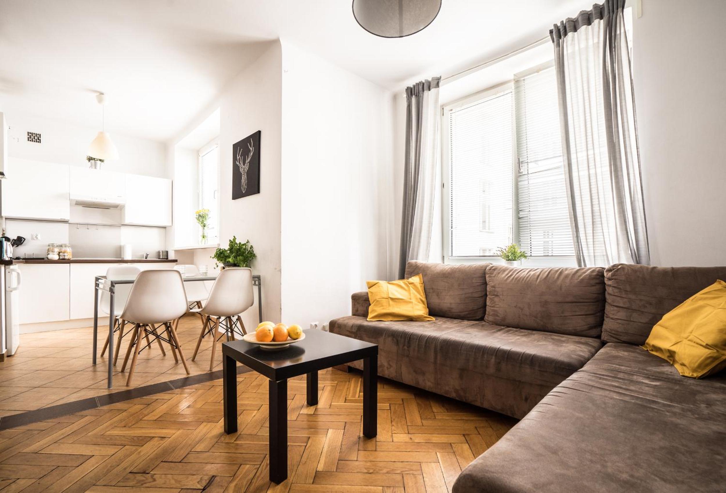 oompH Warsaw Modern Apartment near Nowy Świat view 3
