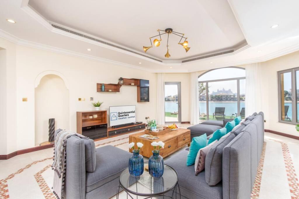 Villa Quinta on Palm Jumeirah - 5 BR + kids room