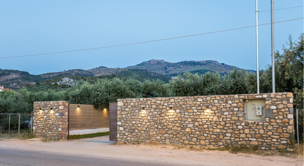 Villa 4 You Iliopetra view 3