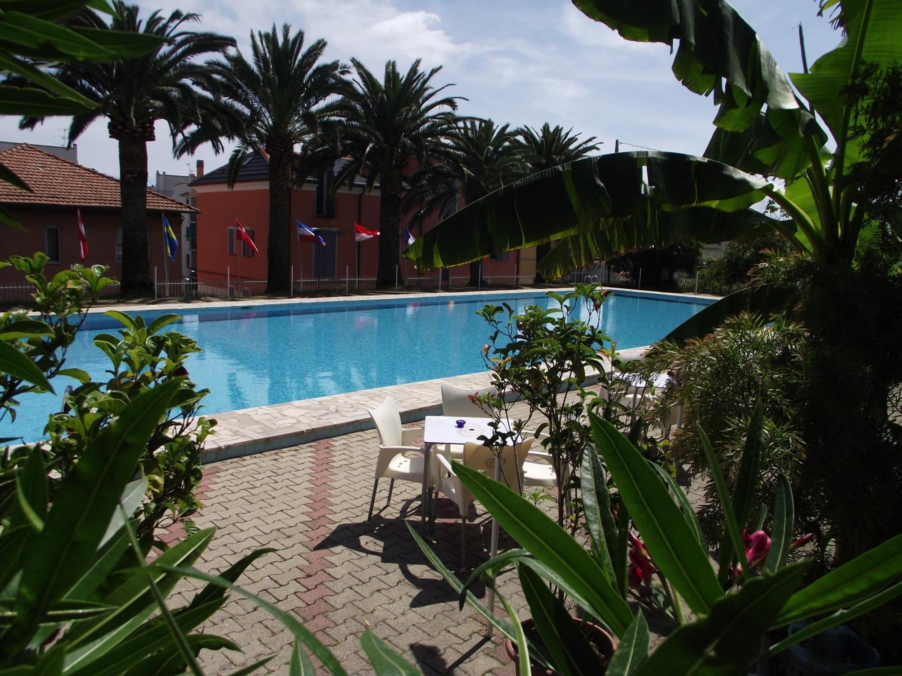 Riviera Apartments