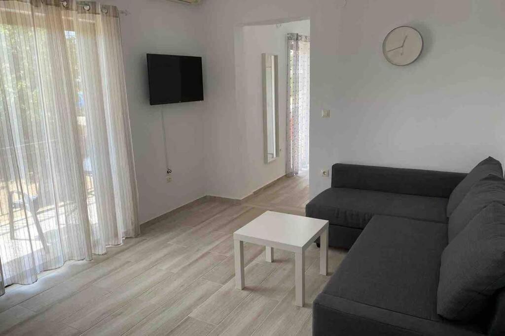 Maria's Apartment