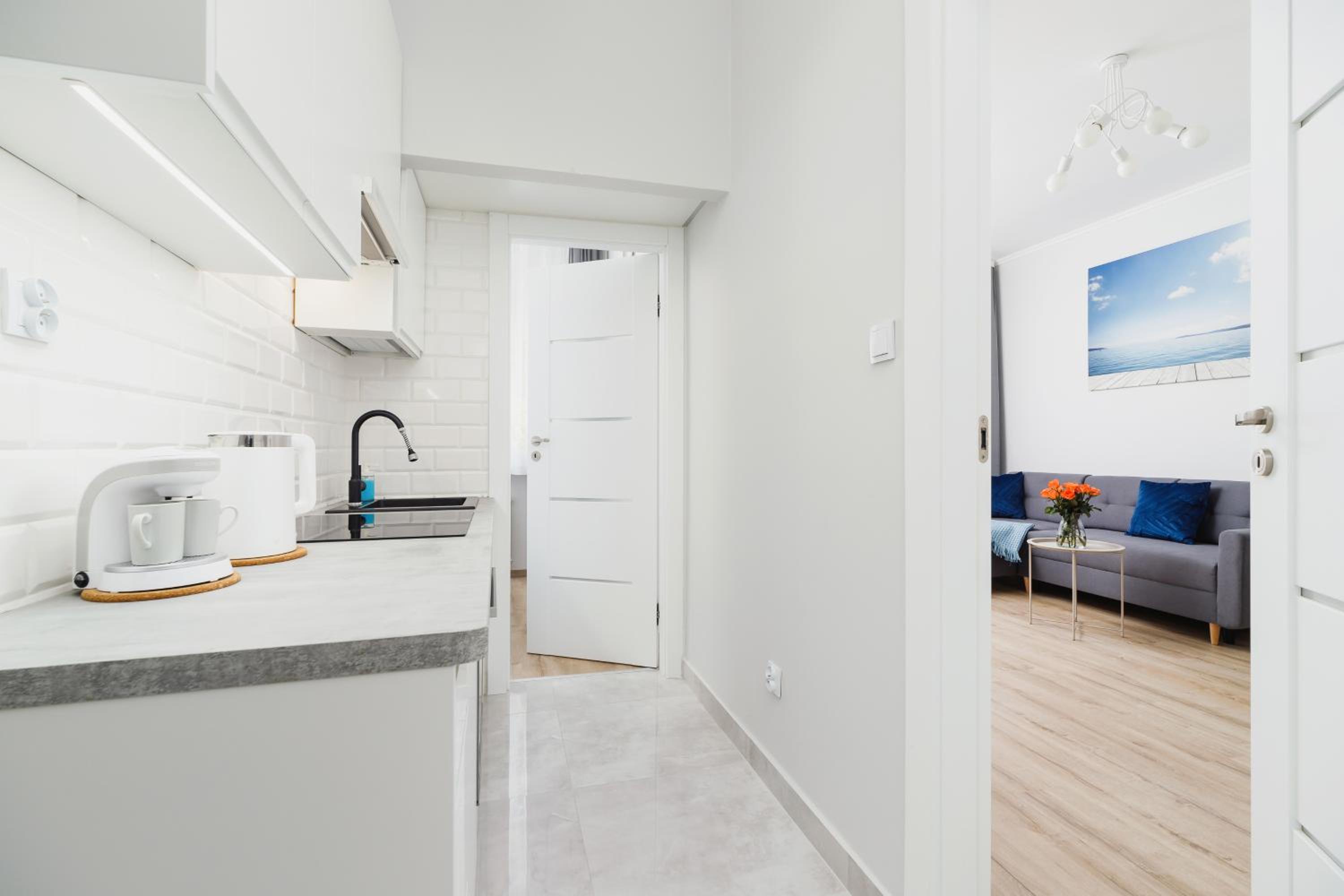 Apartment Smoluchowskiego Cracow by Renters view 4