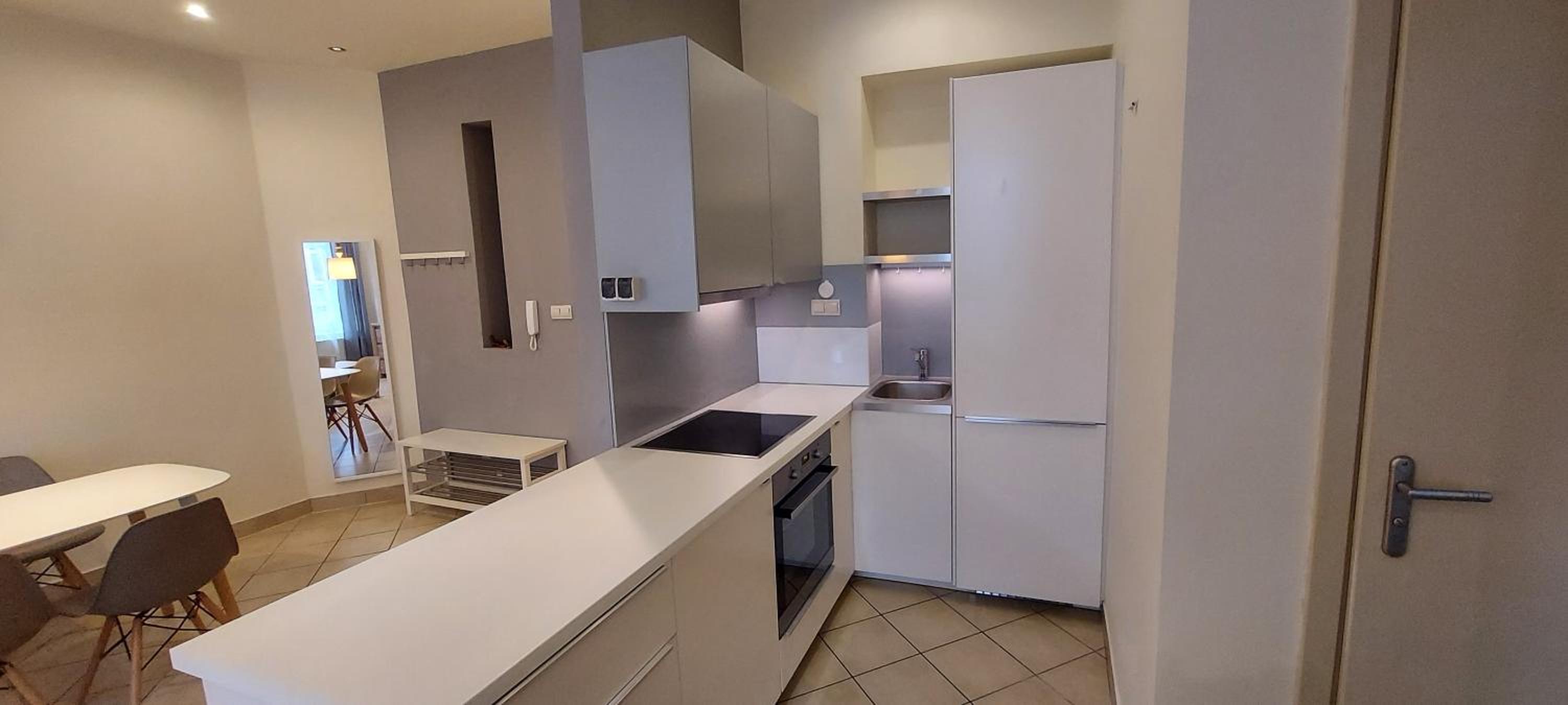 Apartament Zwycięstwa 45
