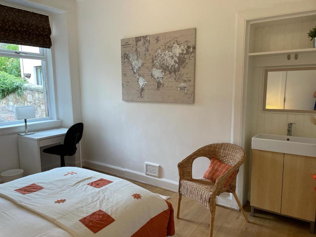 Lade Braes 3 Bed Apartment Central St Andrews view 3