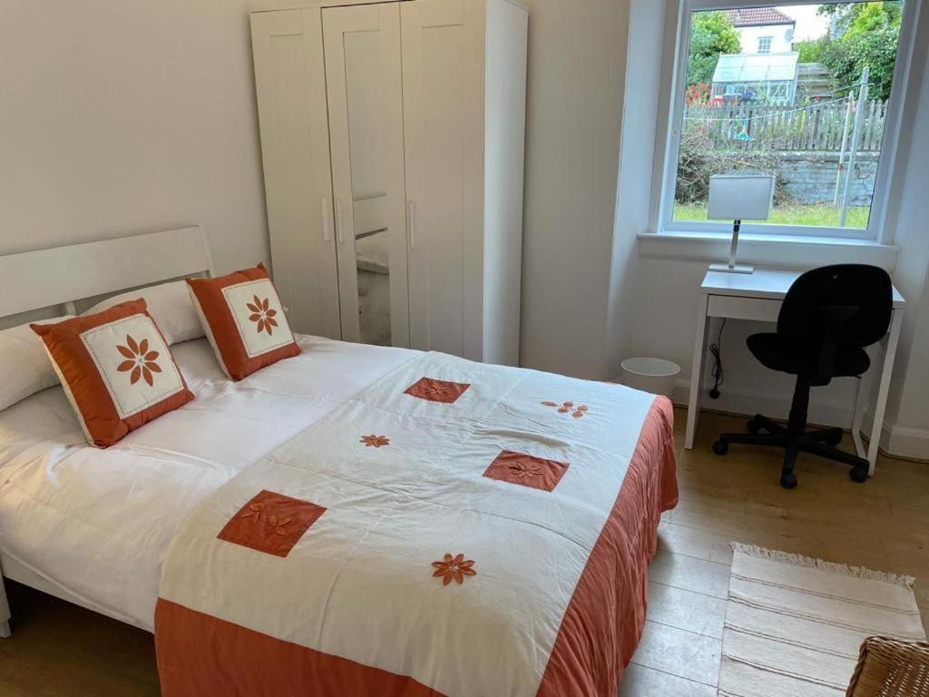 Lade Braes 3 Bed Apartment Central St Andrews view 5