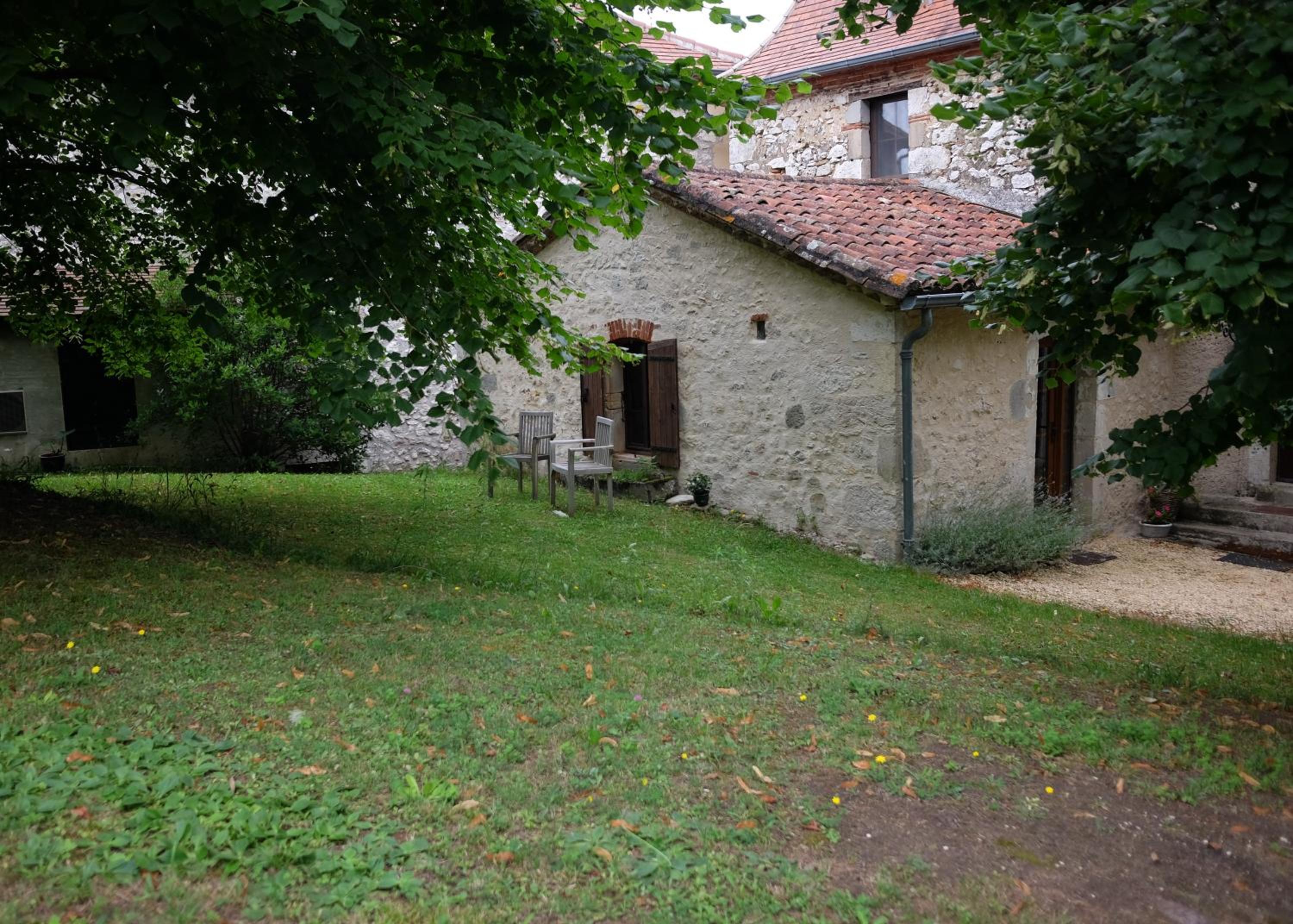 Photo 13