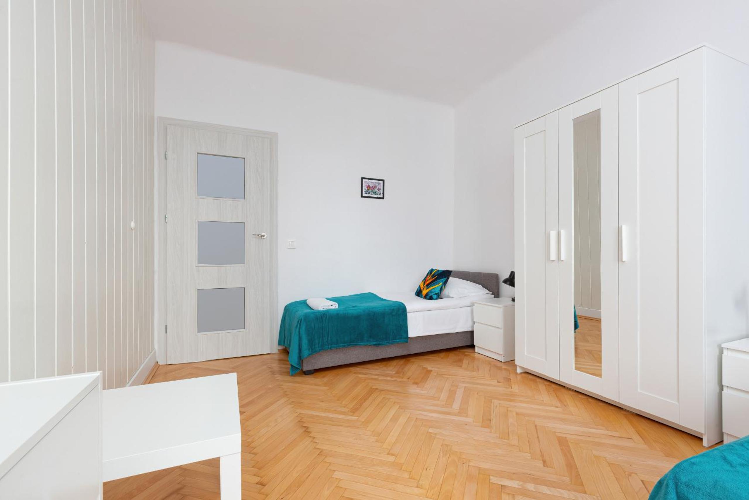 Kamienica Stanisława Augusta Warszawa by Renters