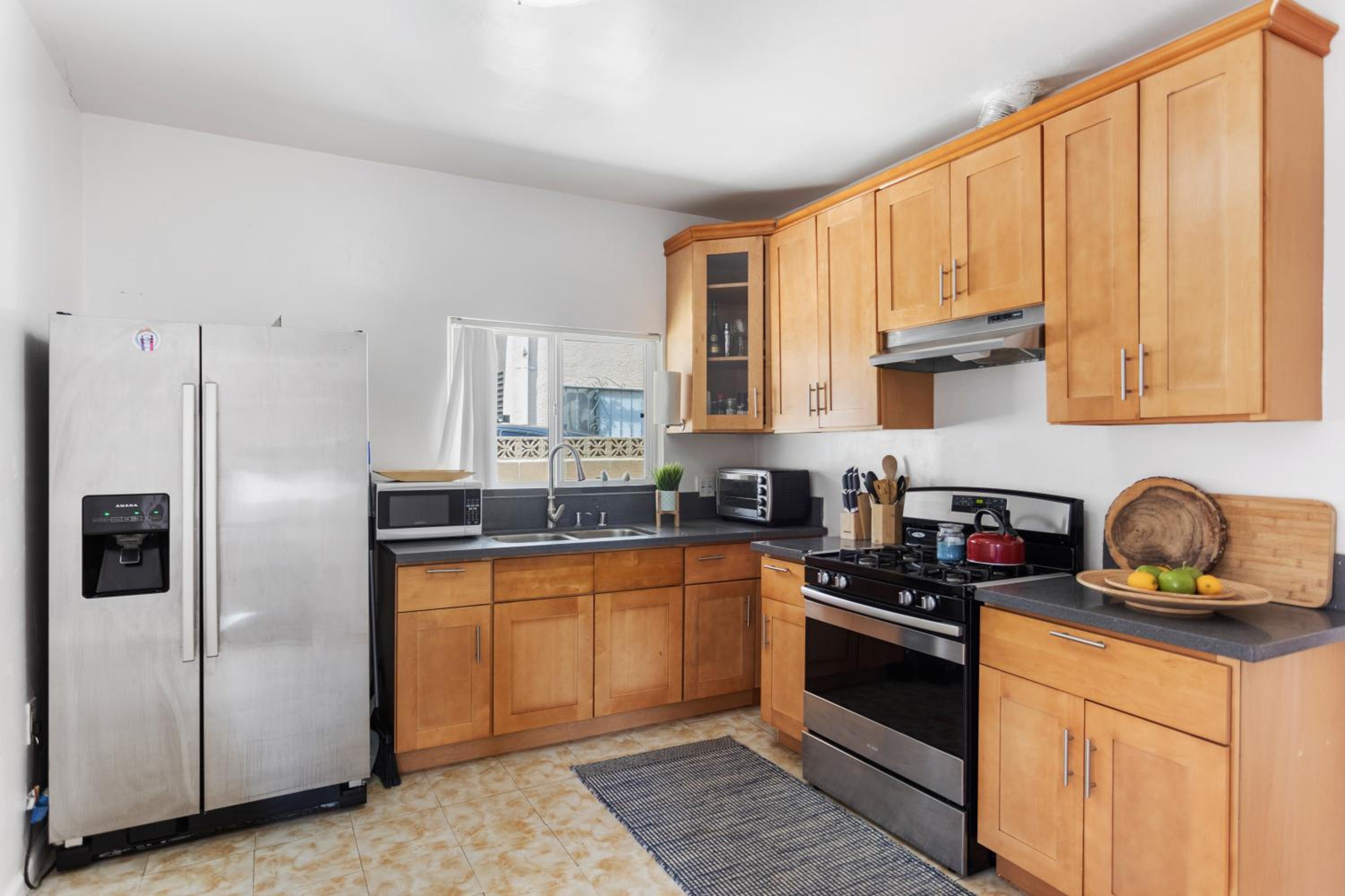 4BR Bungalow in Echo Park
