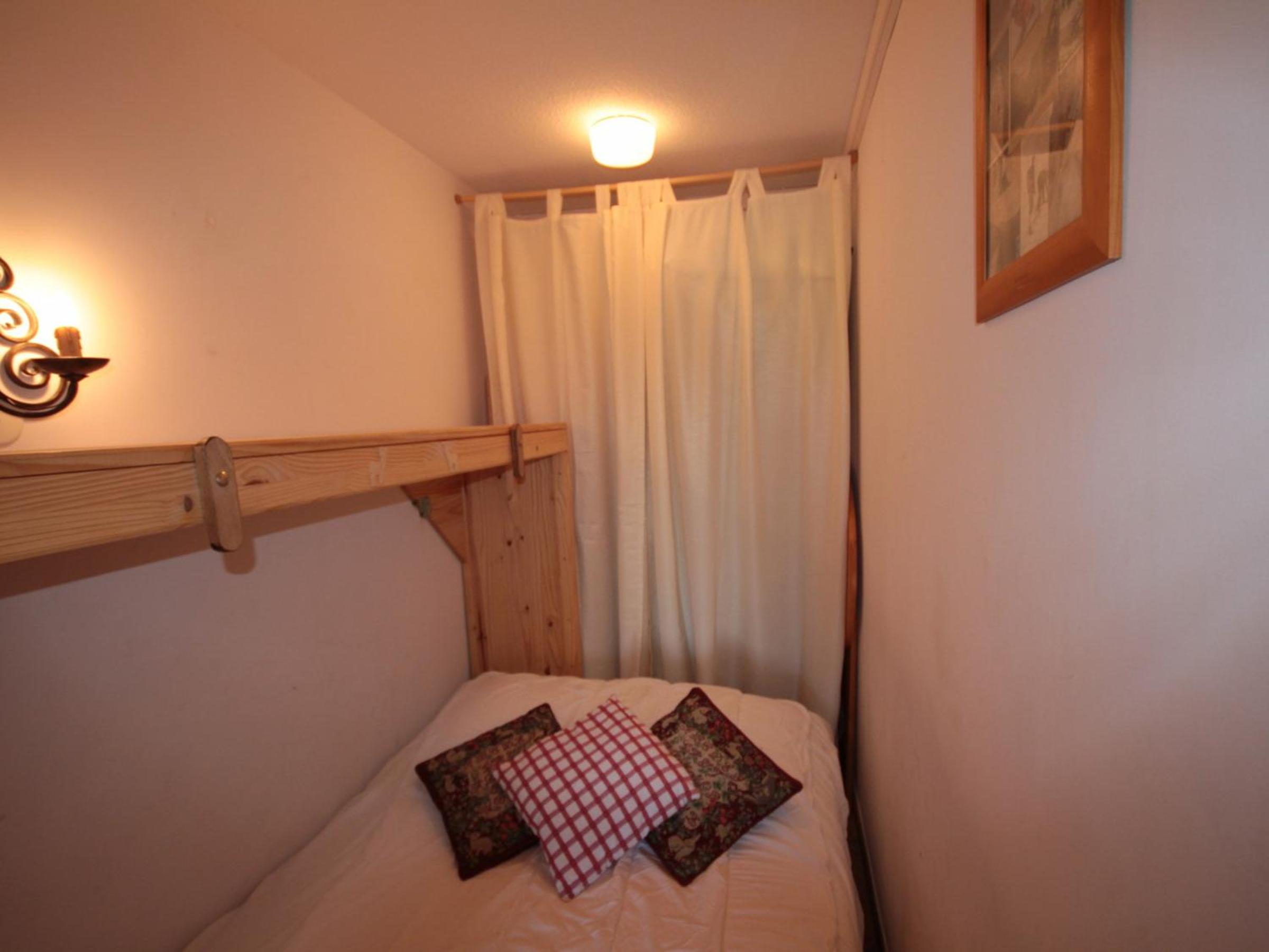 Studio Les Saisies, 1 pièce, 4 personnes - FR-1-293-161 view 2