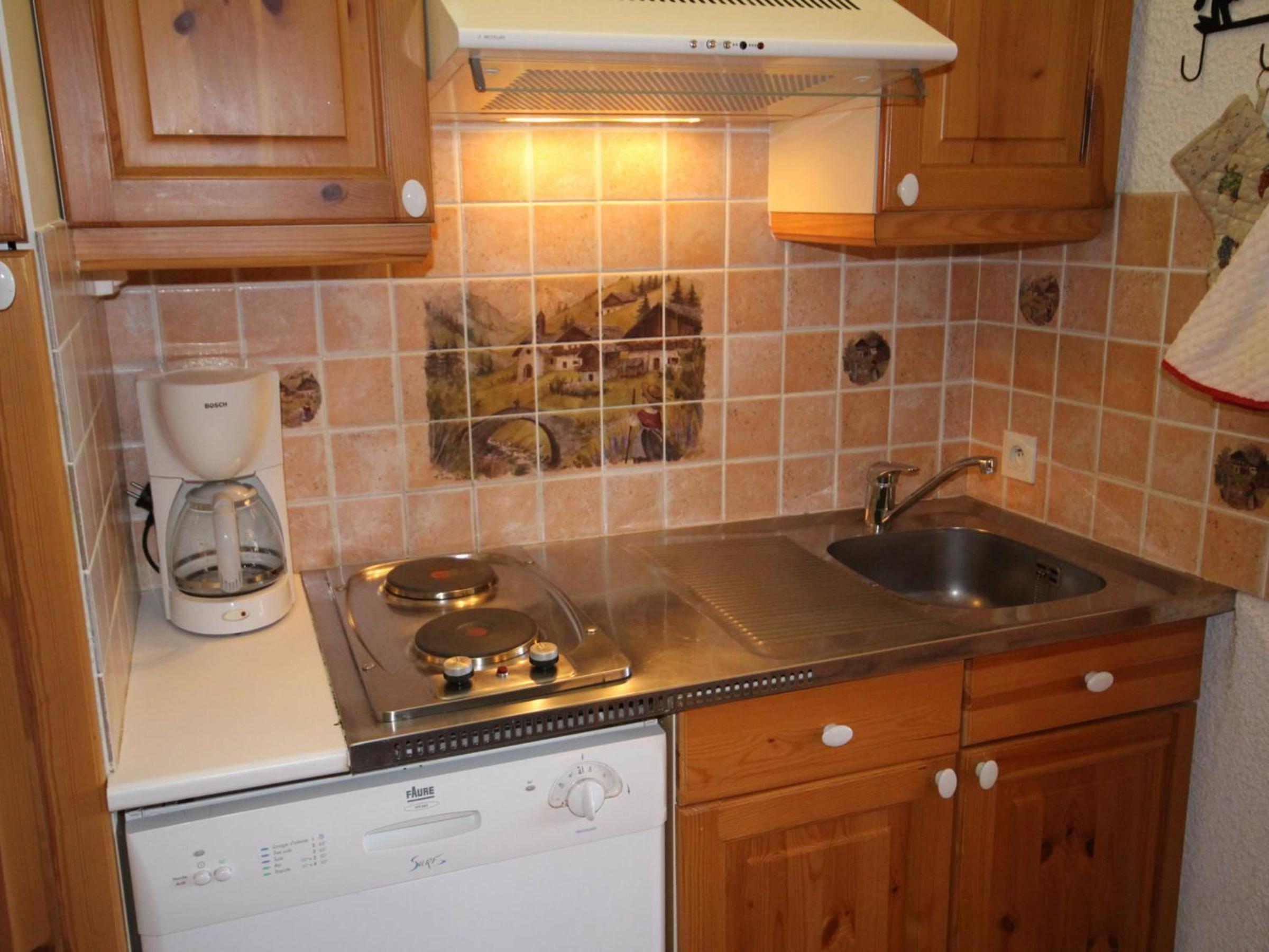 Studio Les Saisies, 1 pièce, 4 personnes - FR-1-293-161 view 4