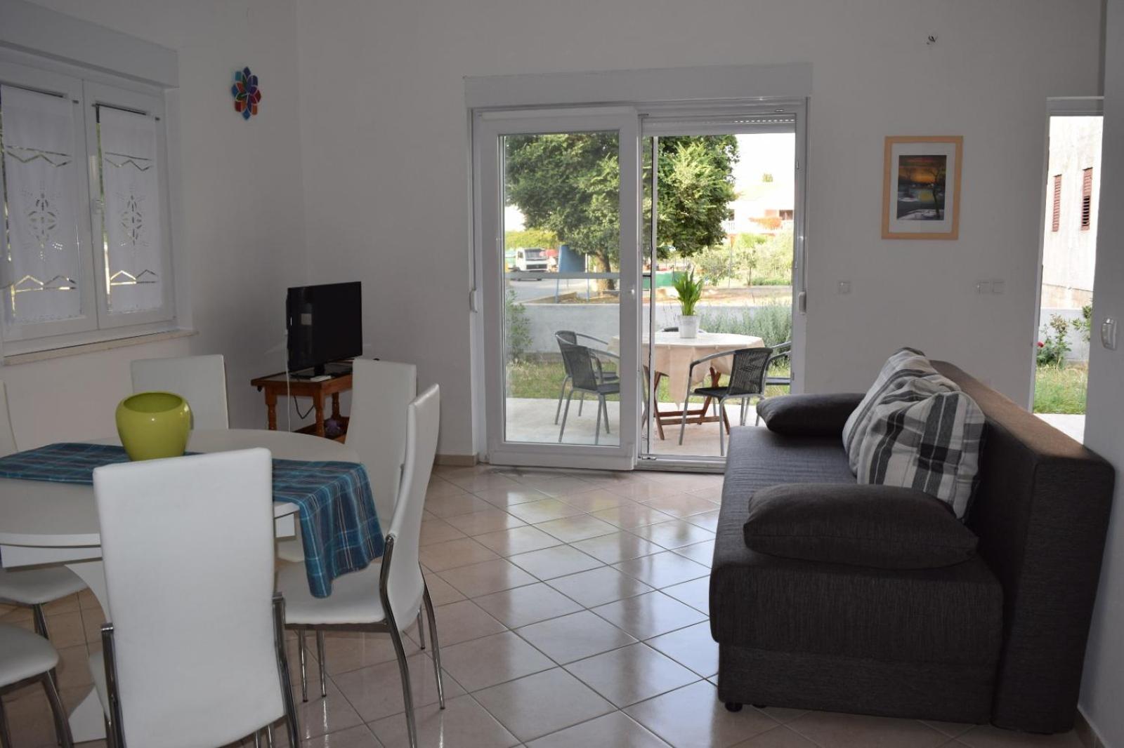 Apartman Julka view 2