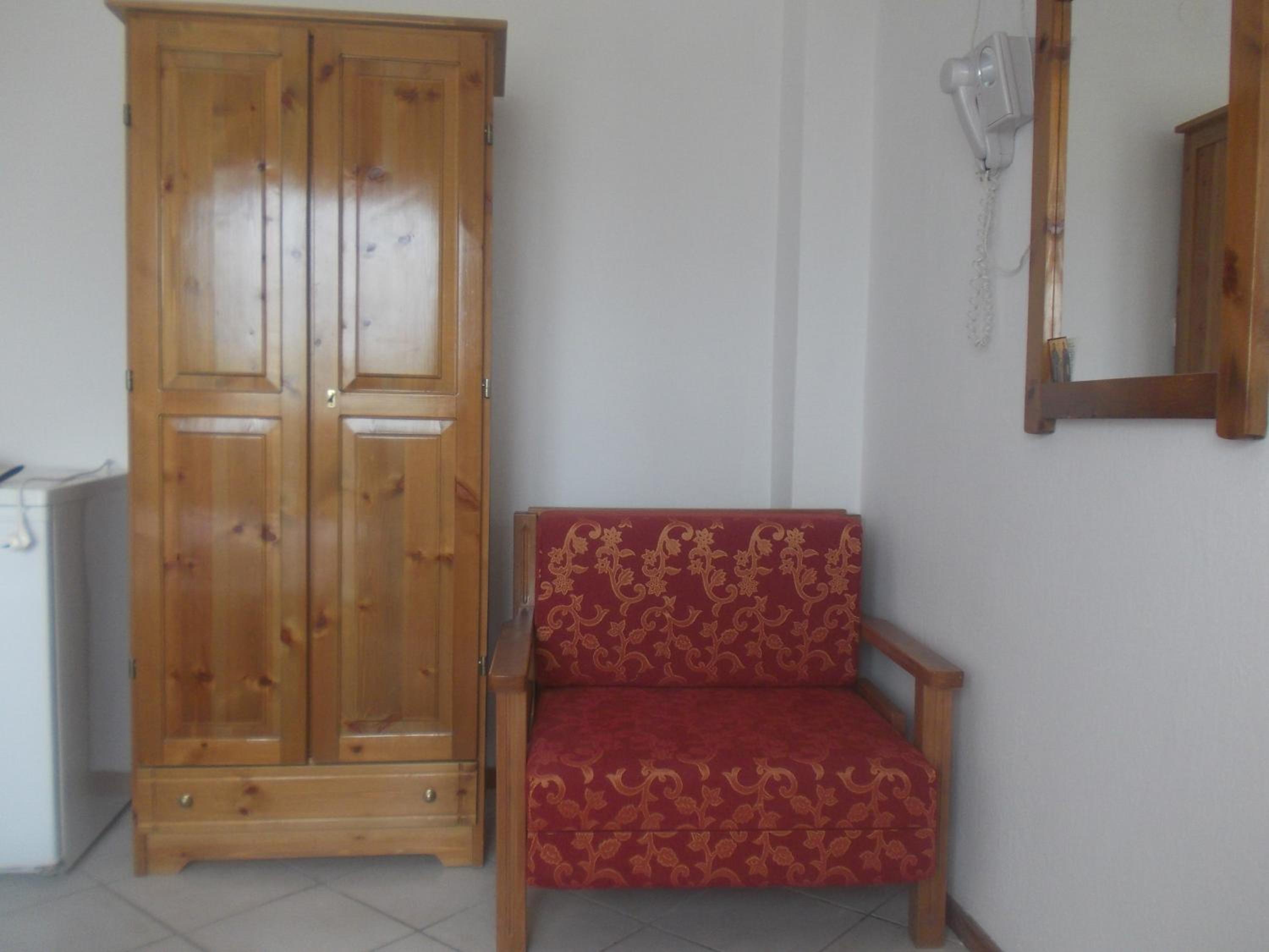 Photo 51