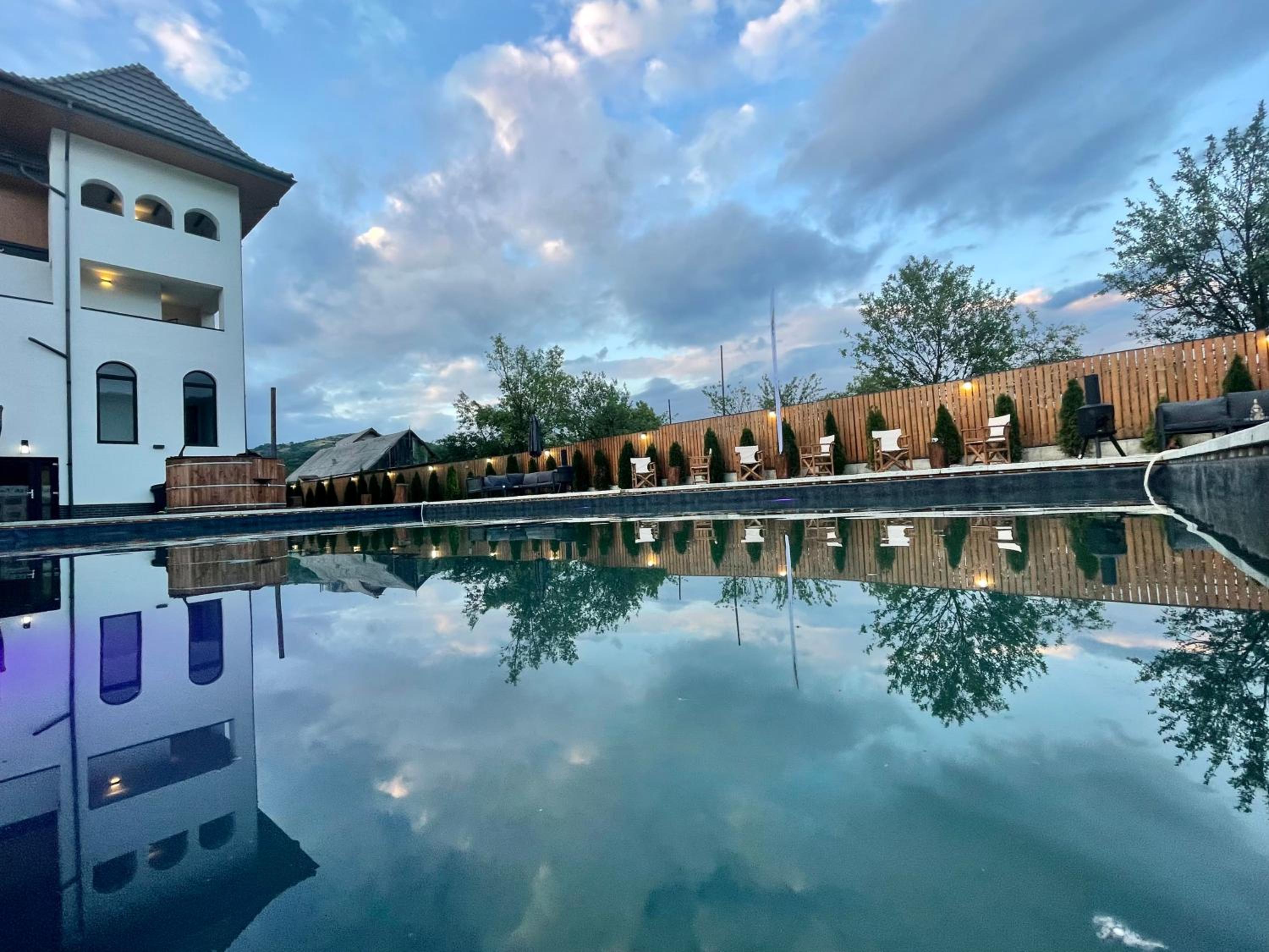 Pensiunea Maramures Guesthouse view 2